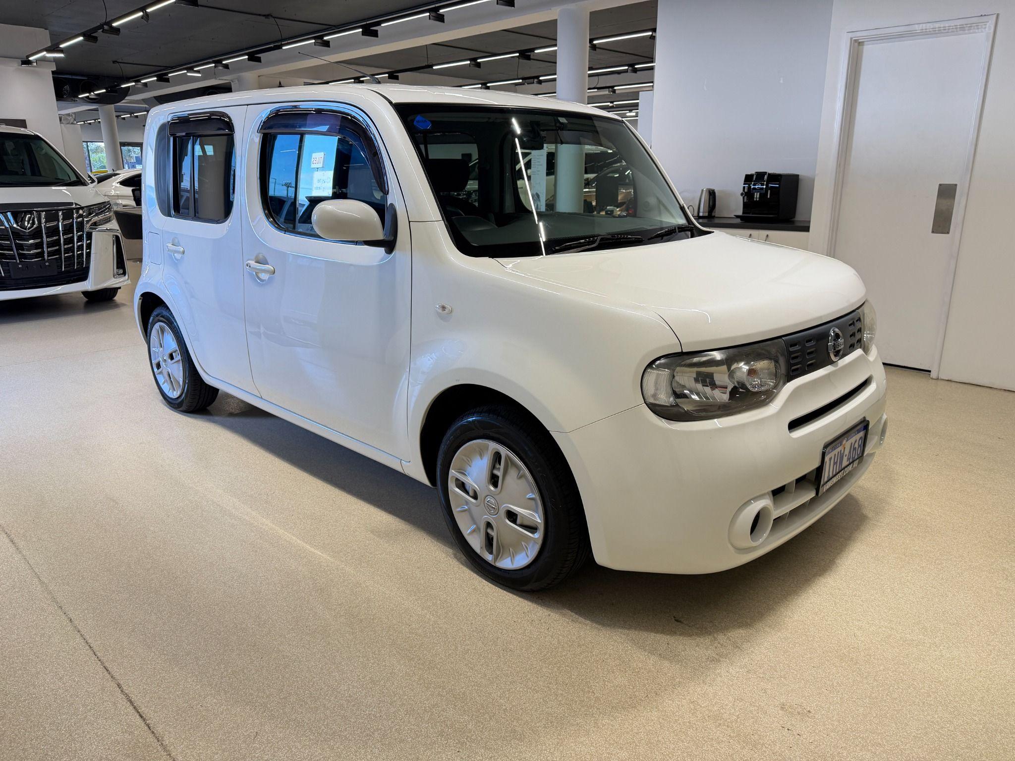 2017 Nissan Cube 15X Z12
