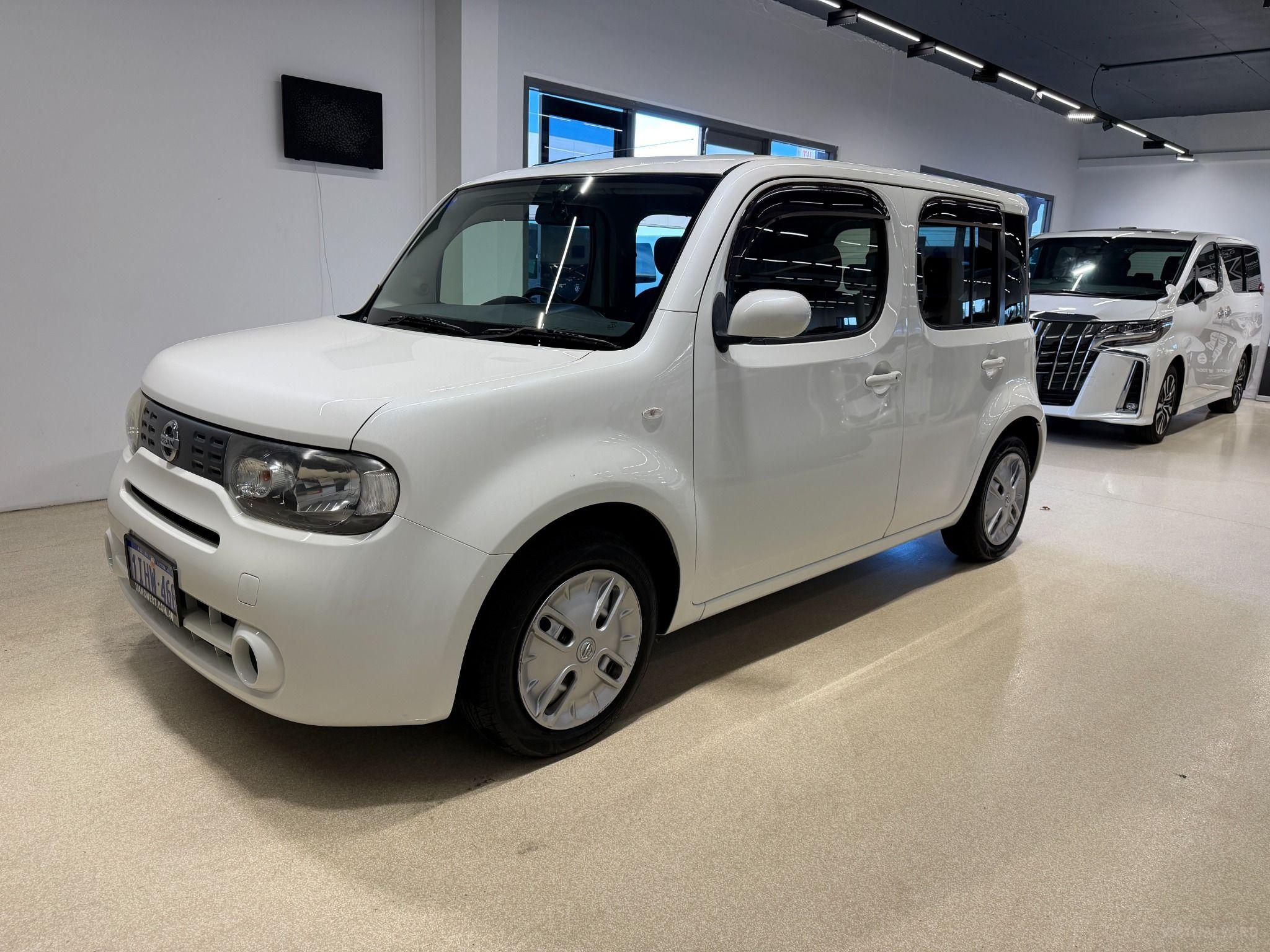 2017 Nissan Cube 15X Z12