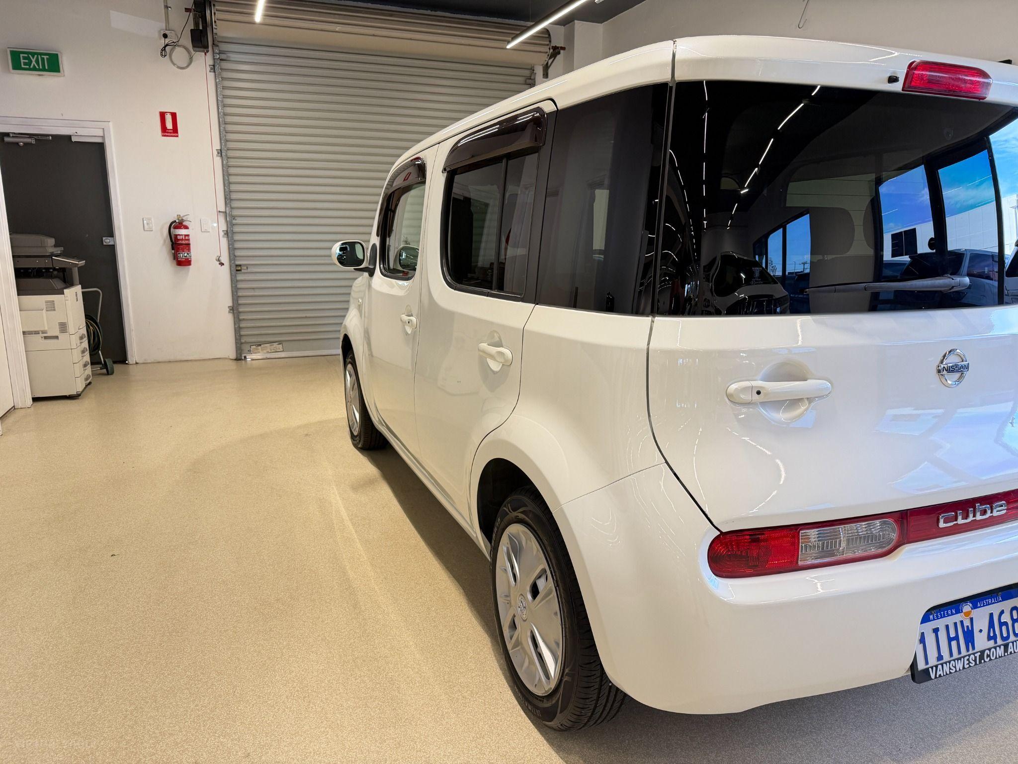 2017 Nissan Cube 15X Z12