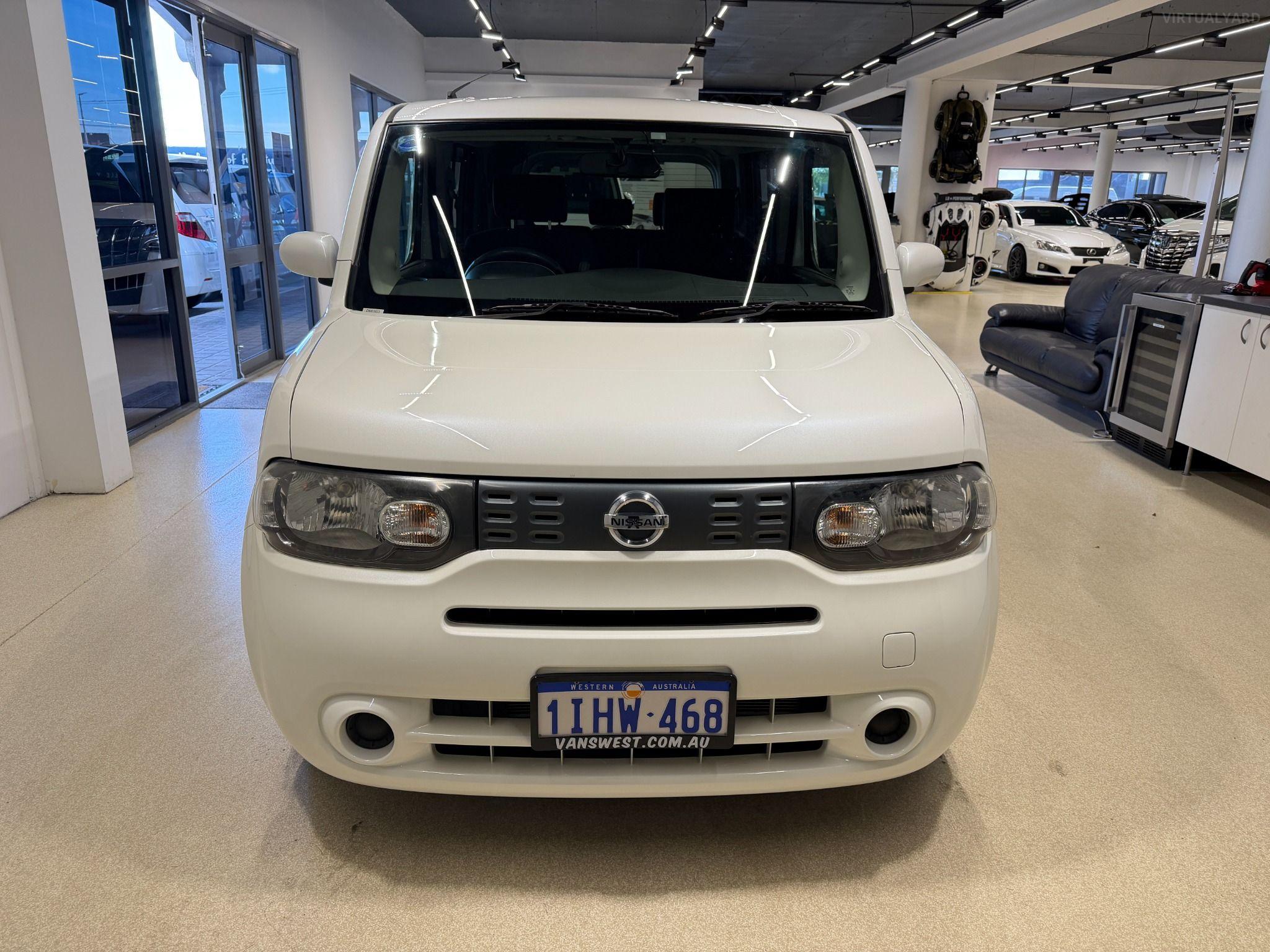 2017 Nissan Cube 15X Z12