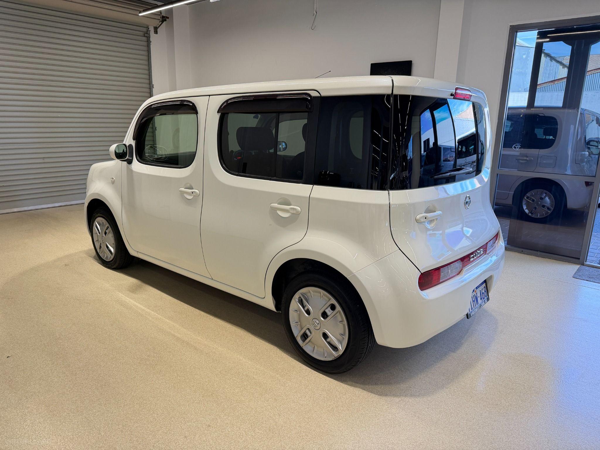 2017 Nissan Cube 15X Z12