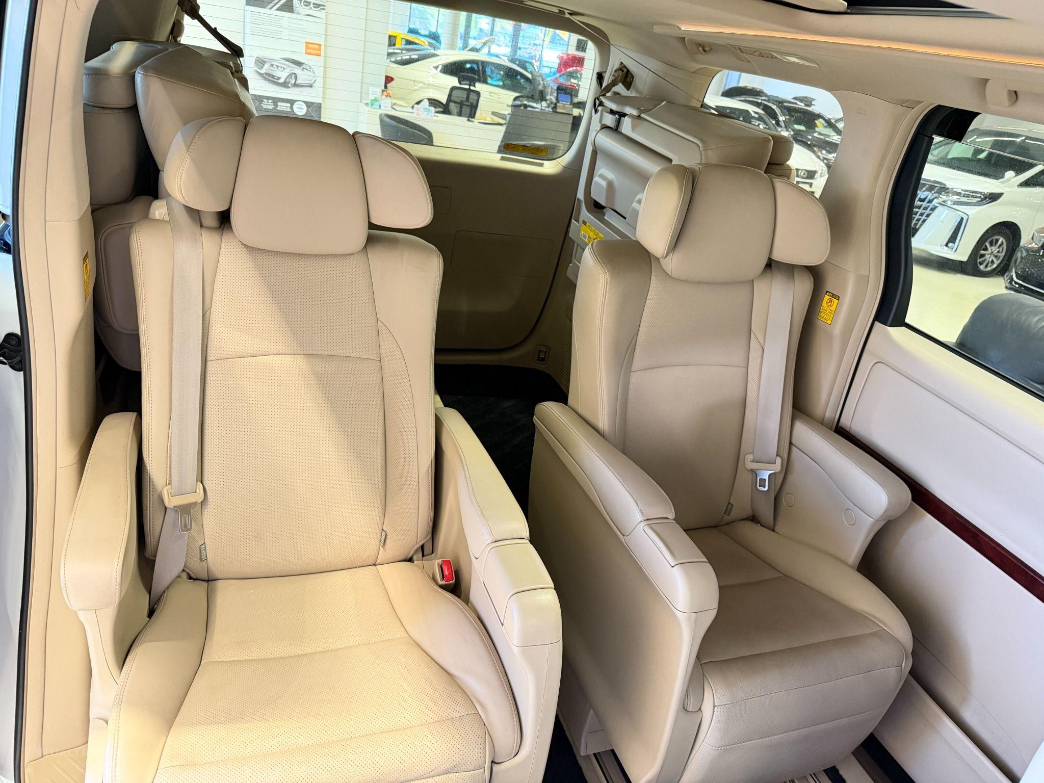 2011 TOYOTA ALPHARD V6 GGH20