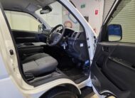 2024 TOYOTA HIACE DX TRH200