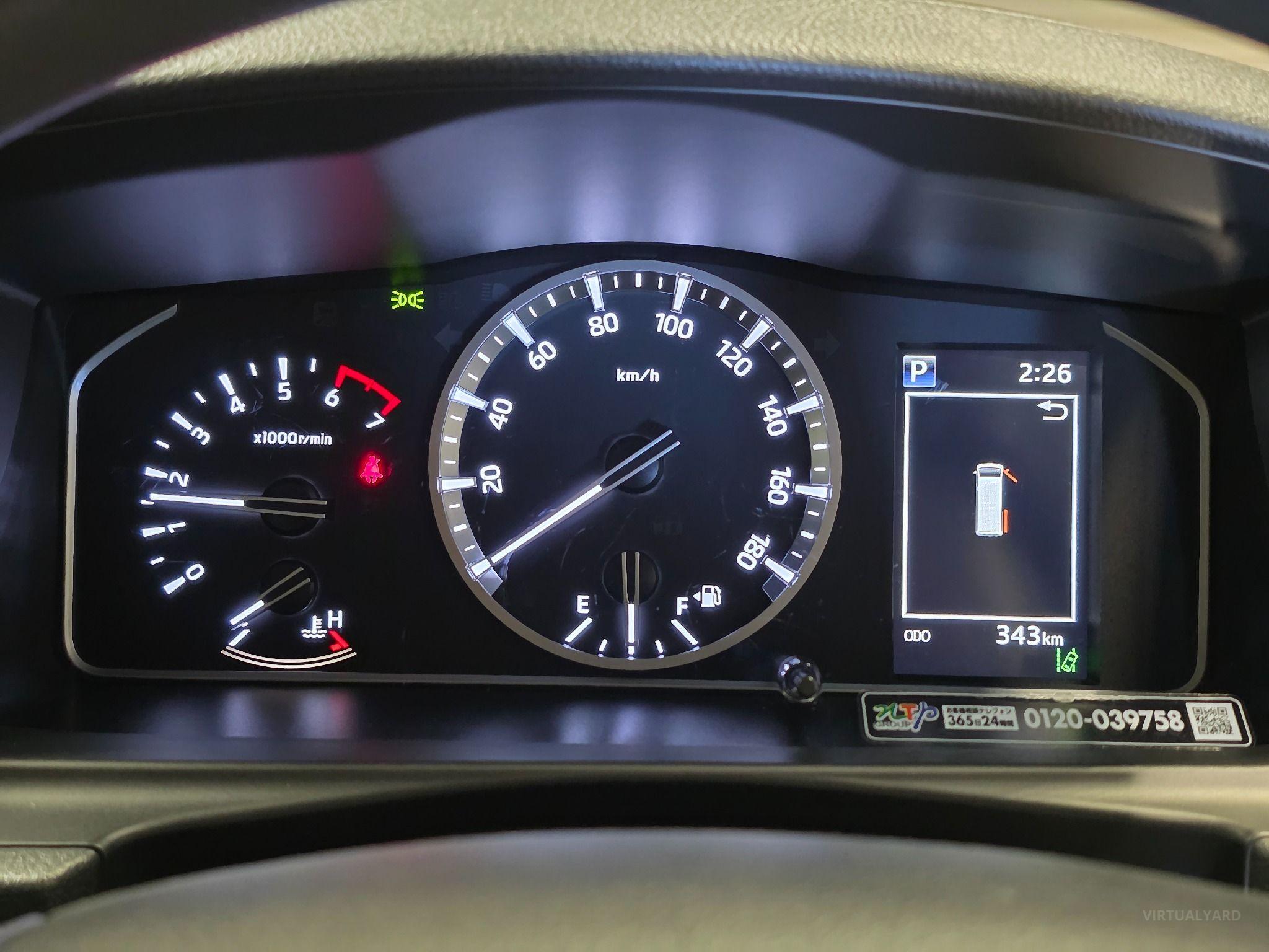 2024 TOYOTA HIACE DX TRH200