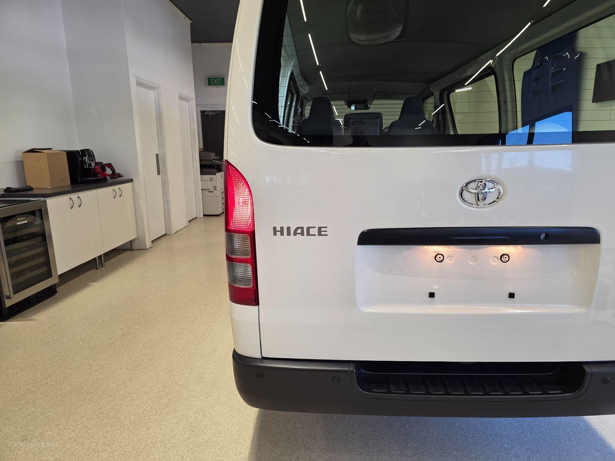 2024 Toyota Hiace LONG DX TRH200