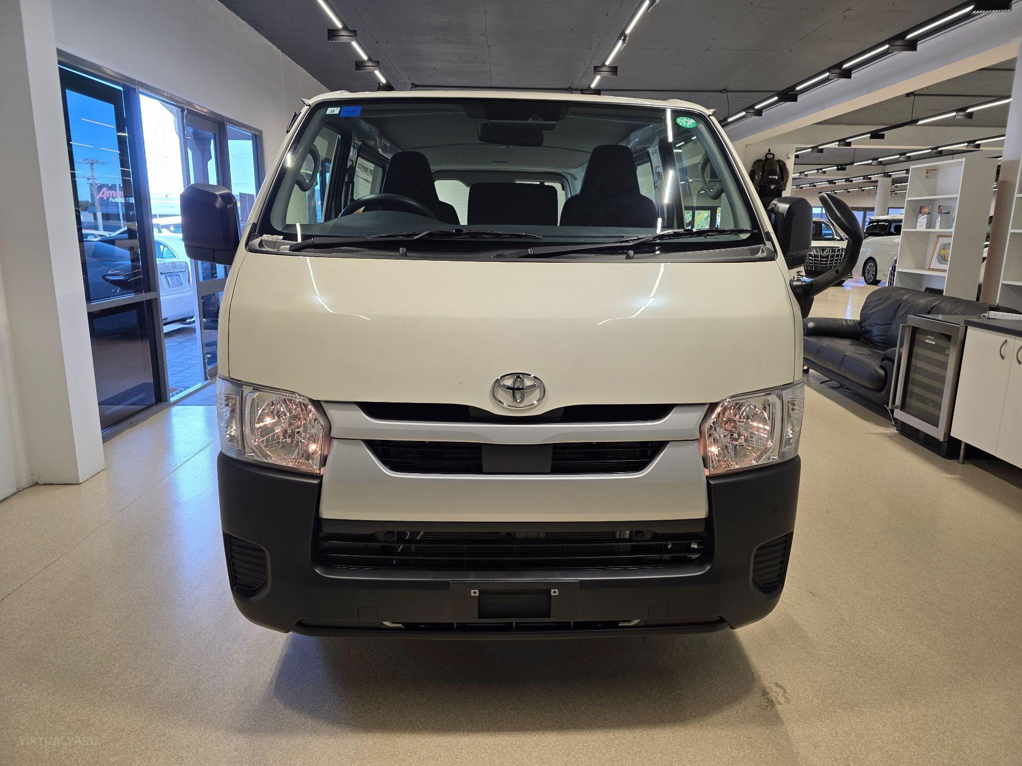 2024 Toyota Hiace LONG DX TRH200