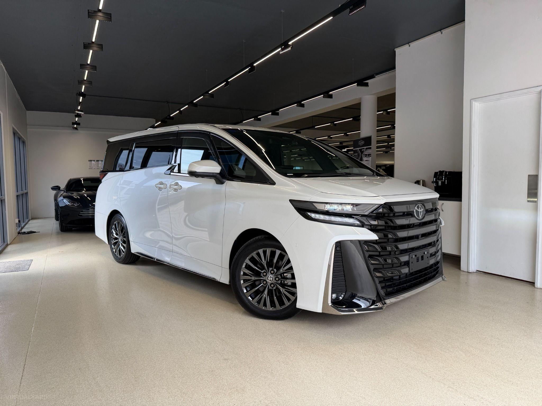 2024 TOYOTA VELLFIRE HYBRID AAHH40