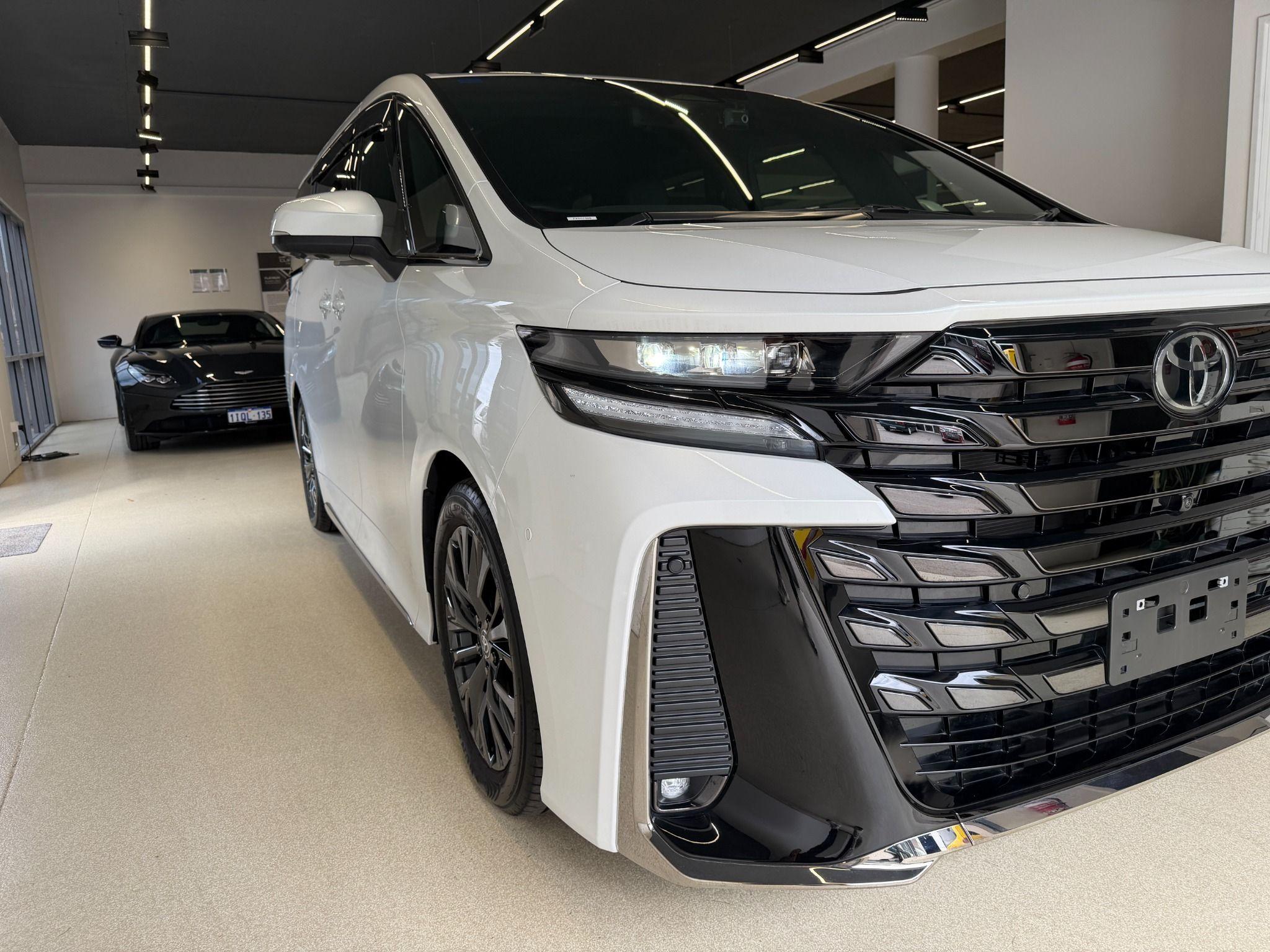 2024 TOYOTA VELLFIRE HYBRID AAHH40