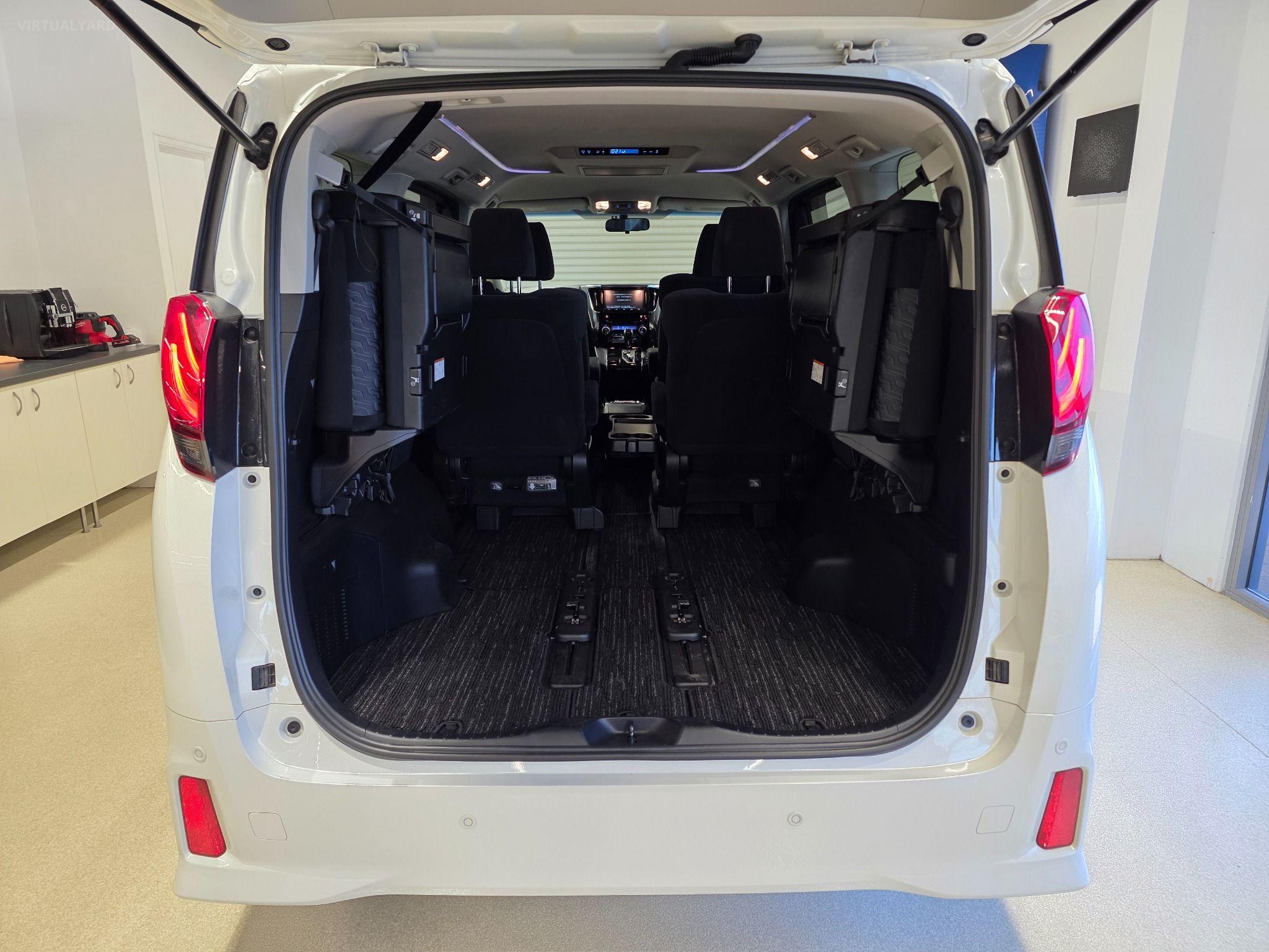 2017 Toyota Alphard V6 Type Gold GGH30