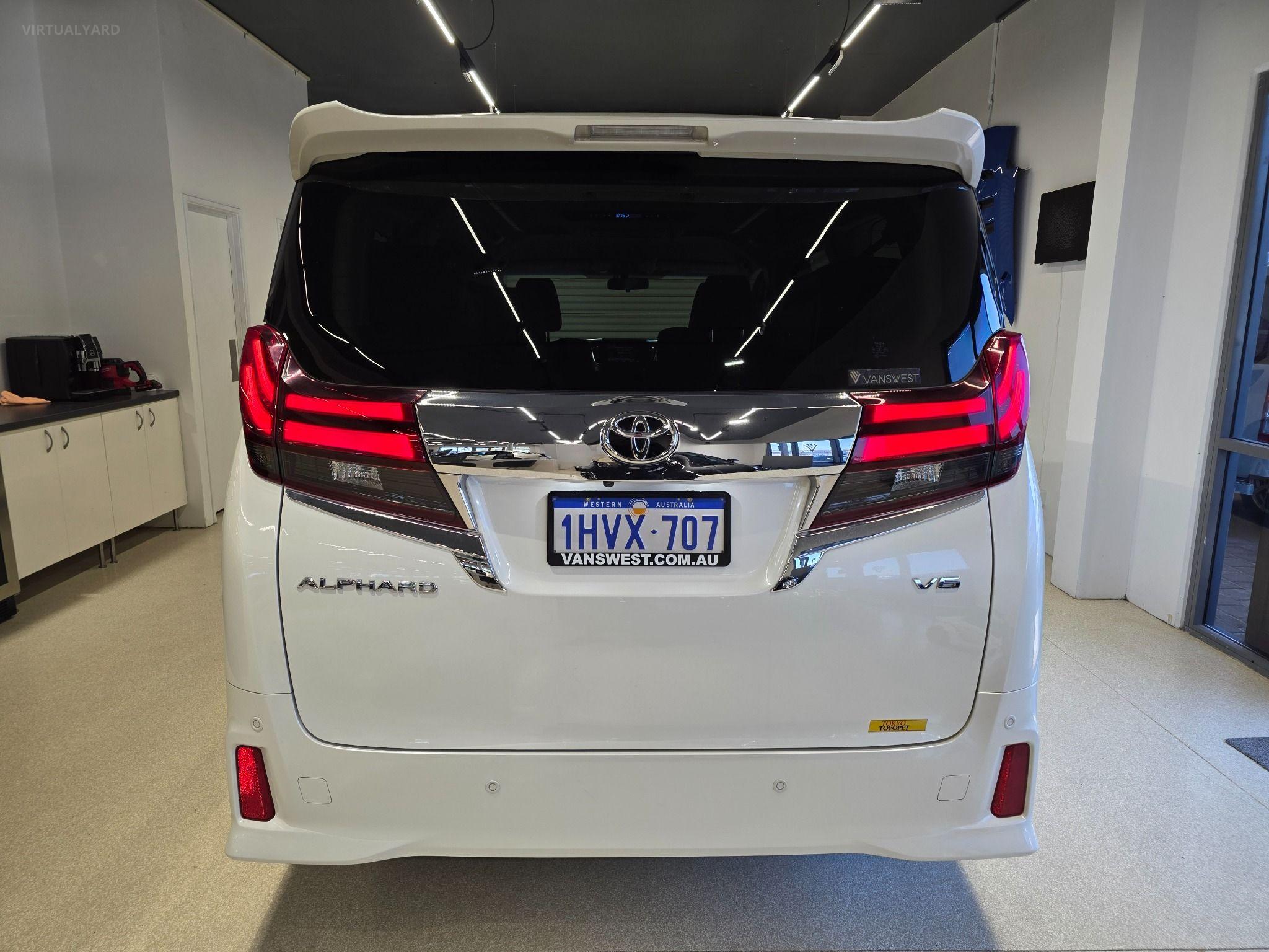 2017 Toyota Alphard V6 Type Gold GGH30
