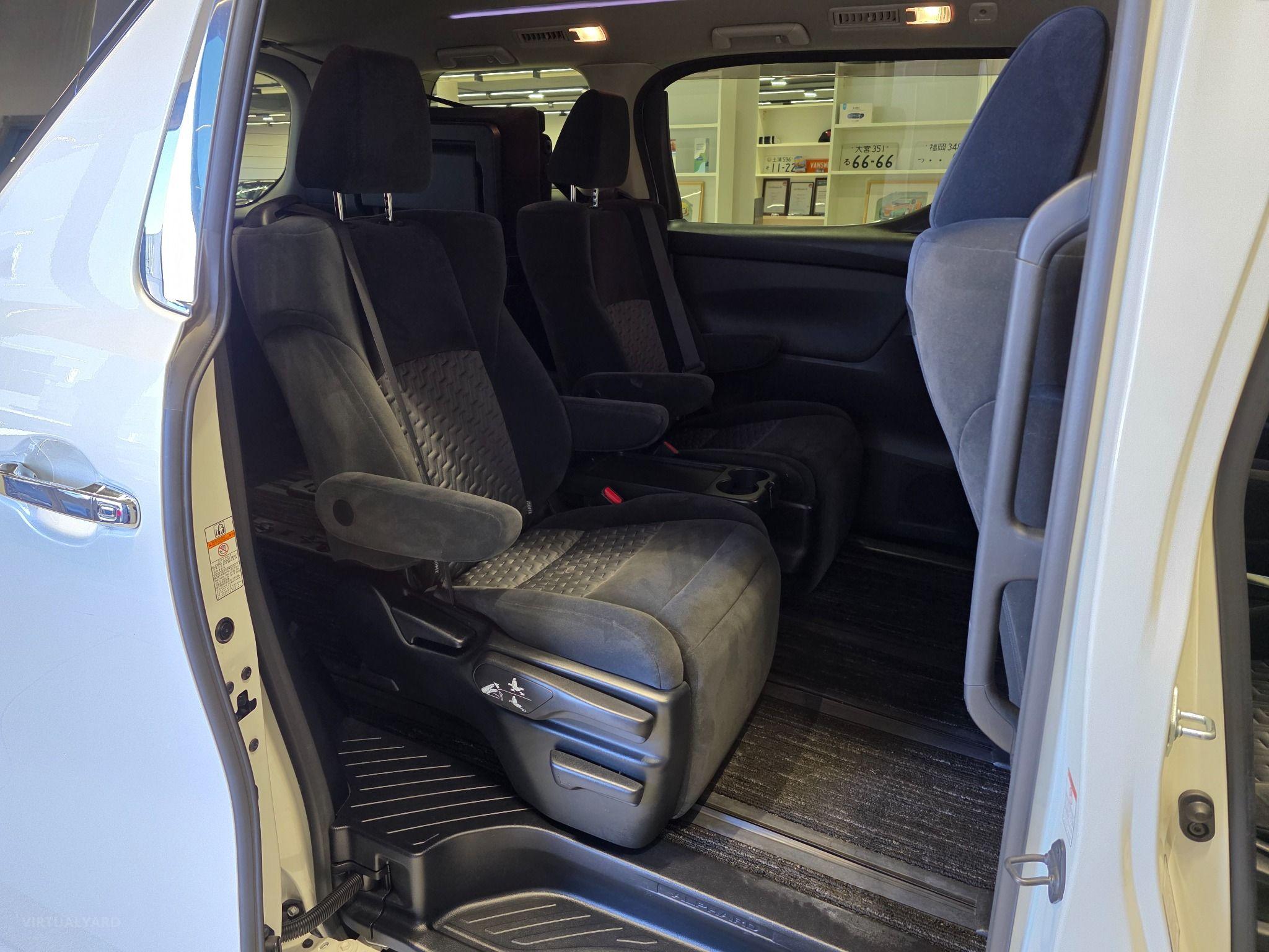 2017 Toyota Alphard V6 Type Gold GGH30