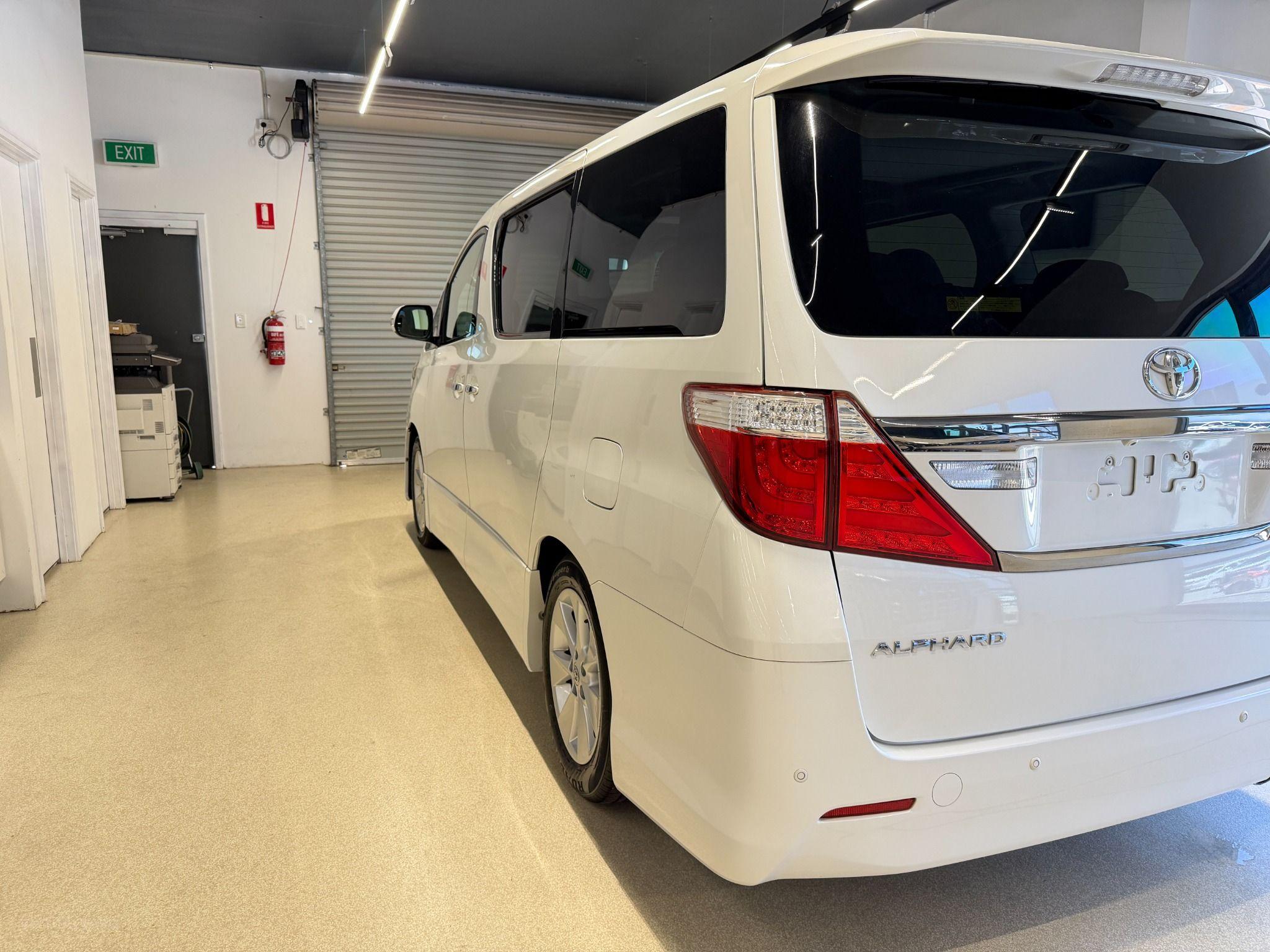 2013 TOYOTA ALPHARD V6 GGH20