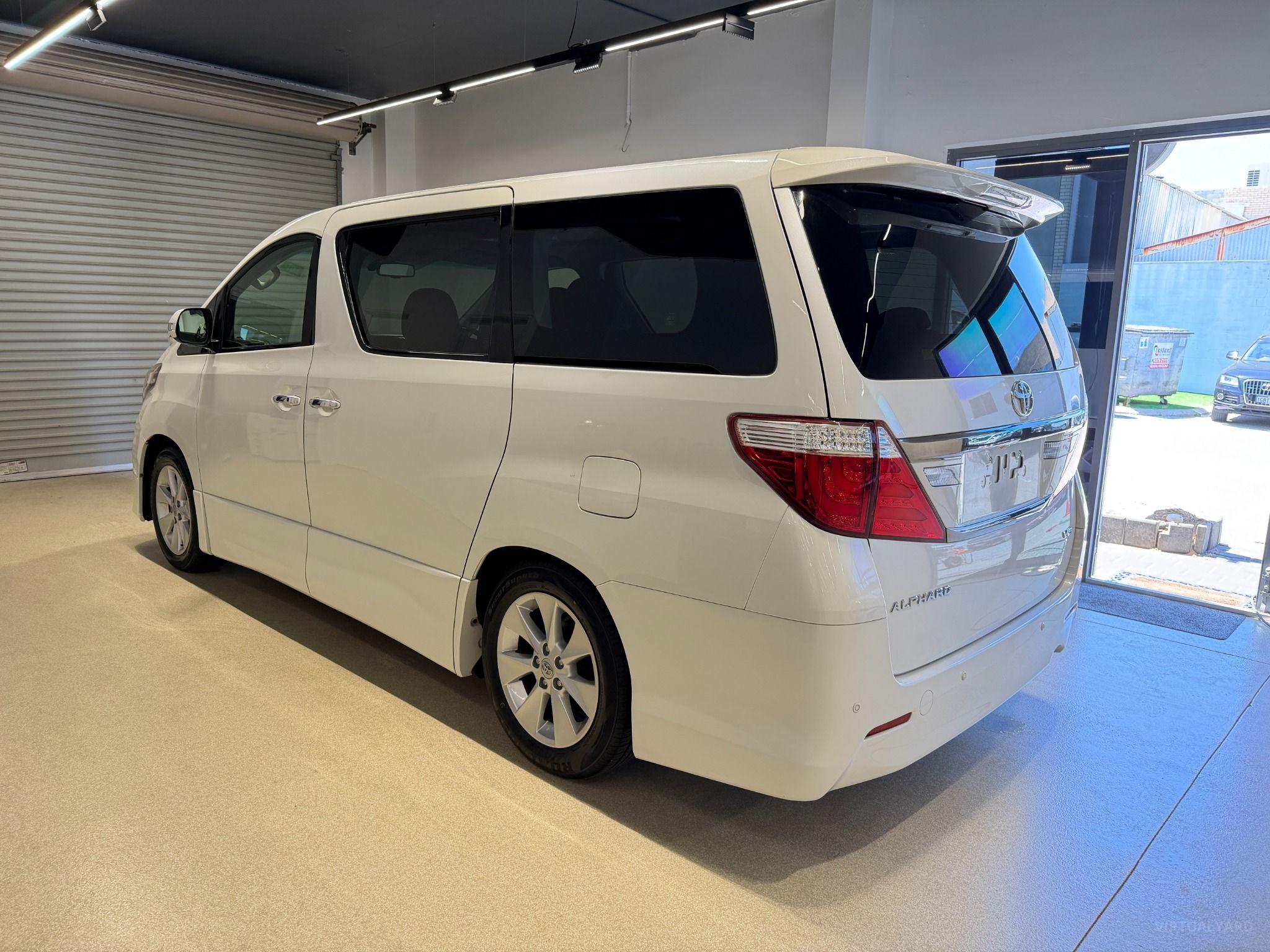 2013 TOYOTA ALPHARD V6 GGH20