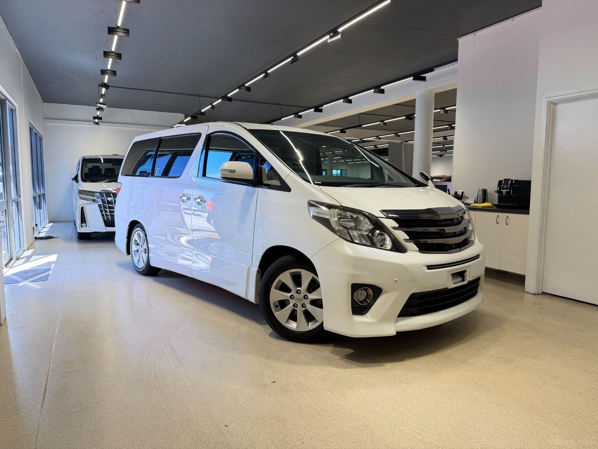 2013 TOYOTA ALPHARD V6 GGH20