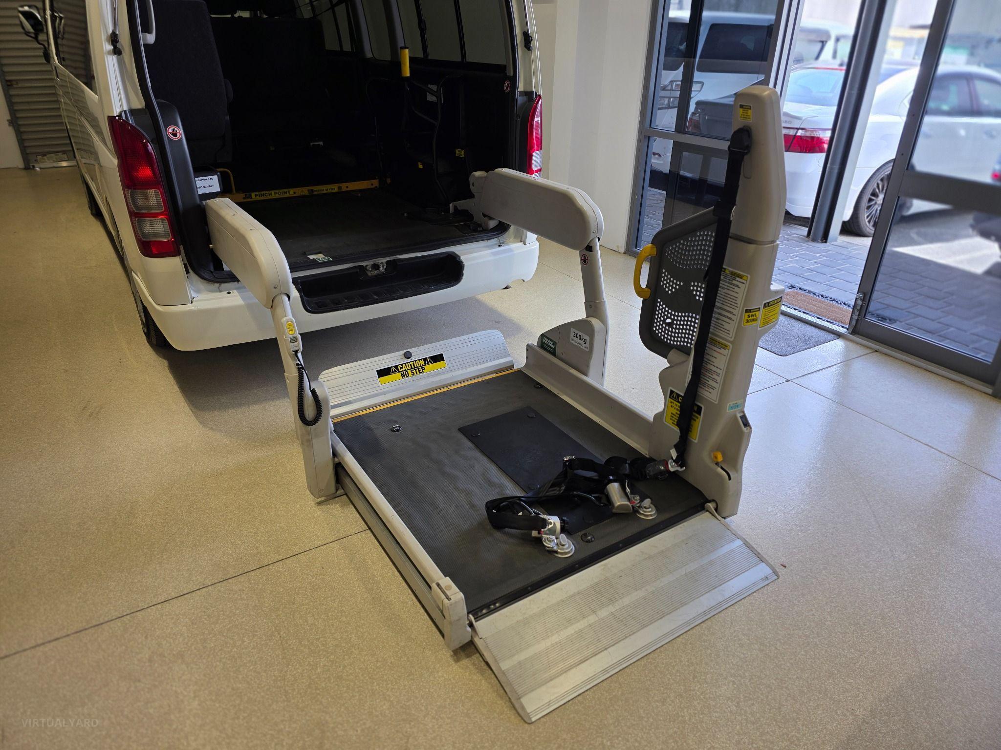 2013 TOYOTA HIACE SLWB Welcab TRH223