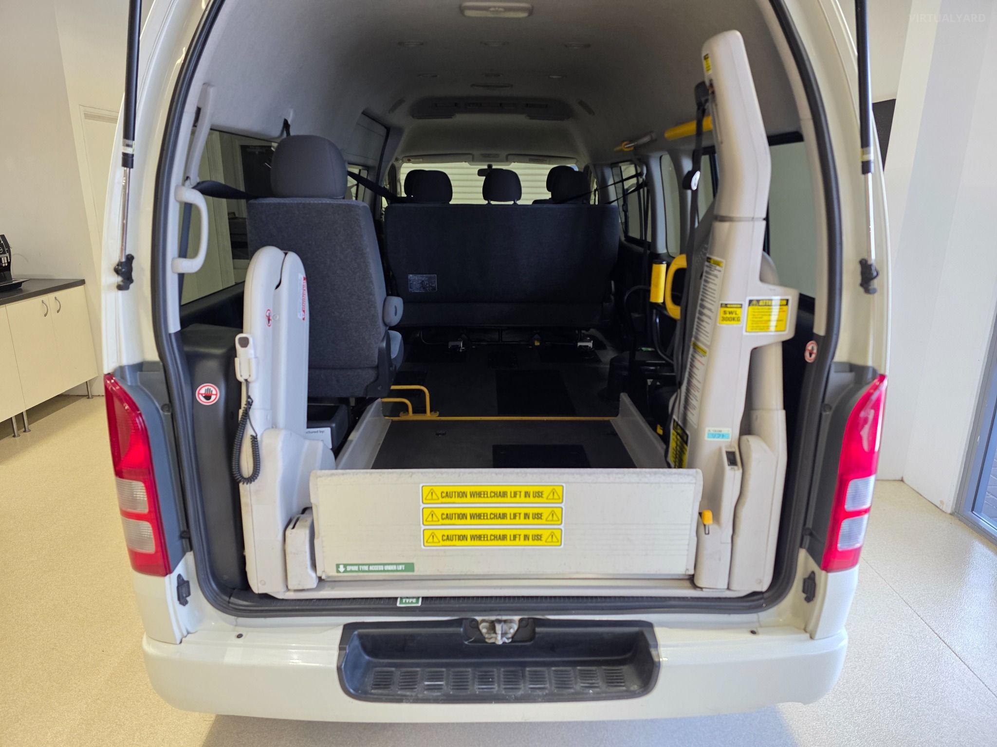 2013 TOYOTA HIACE SLWB Welcab TRH223