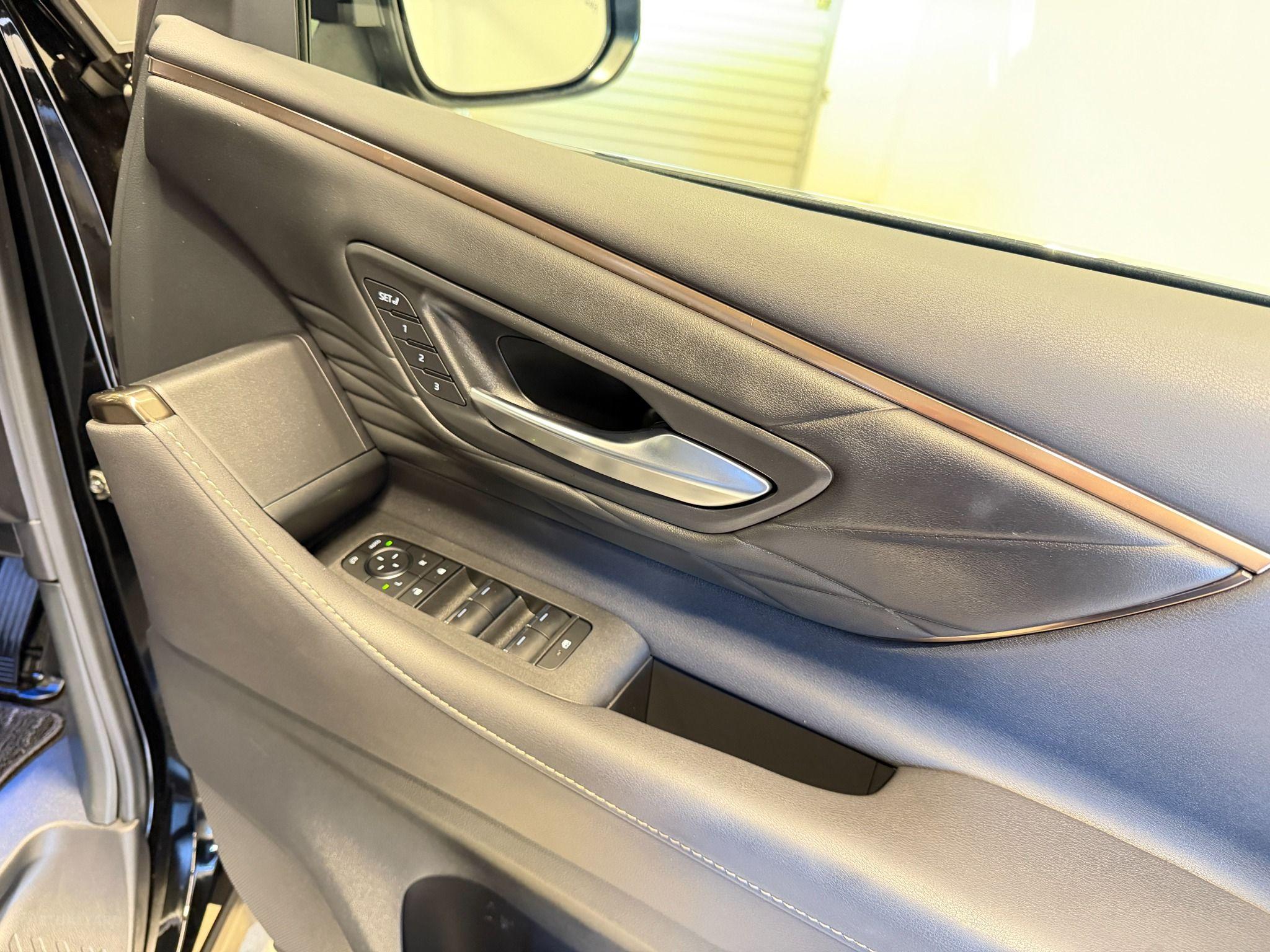 2024 TOYOTA ALPHARD Z AGH40