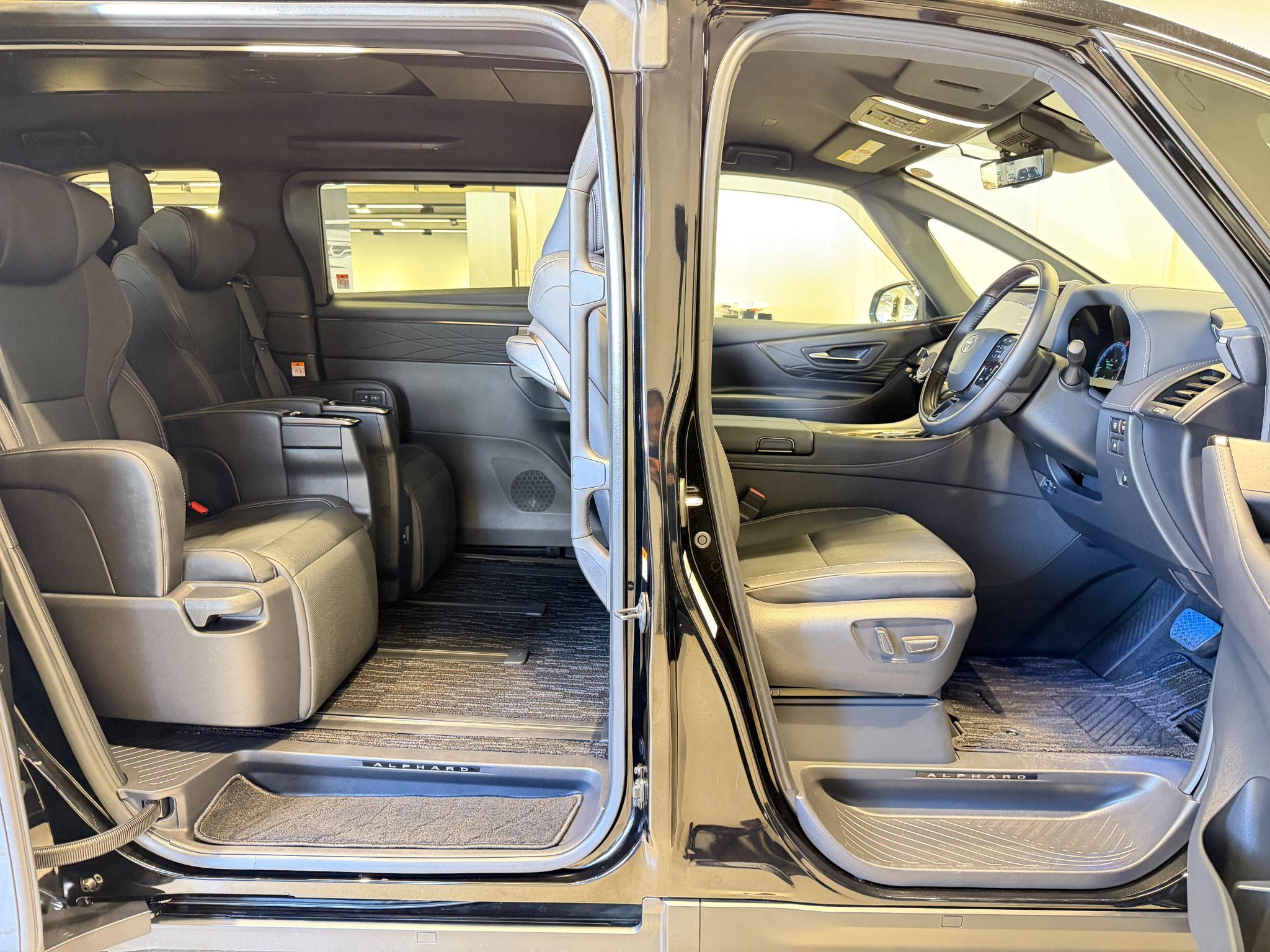 2024 TOYOTA ALPHARD Z AGH40