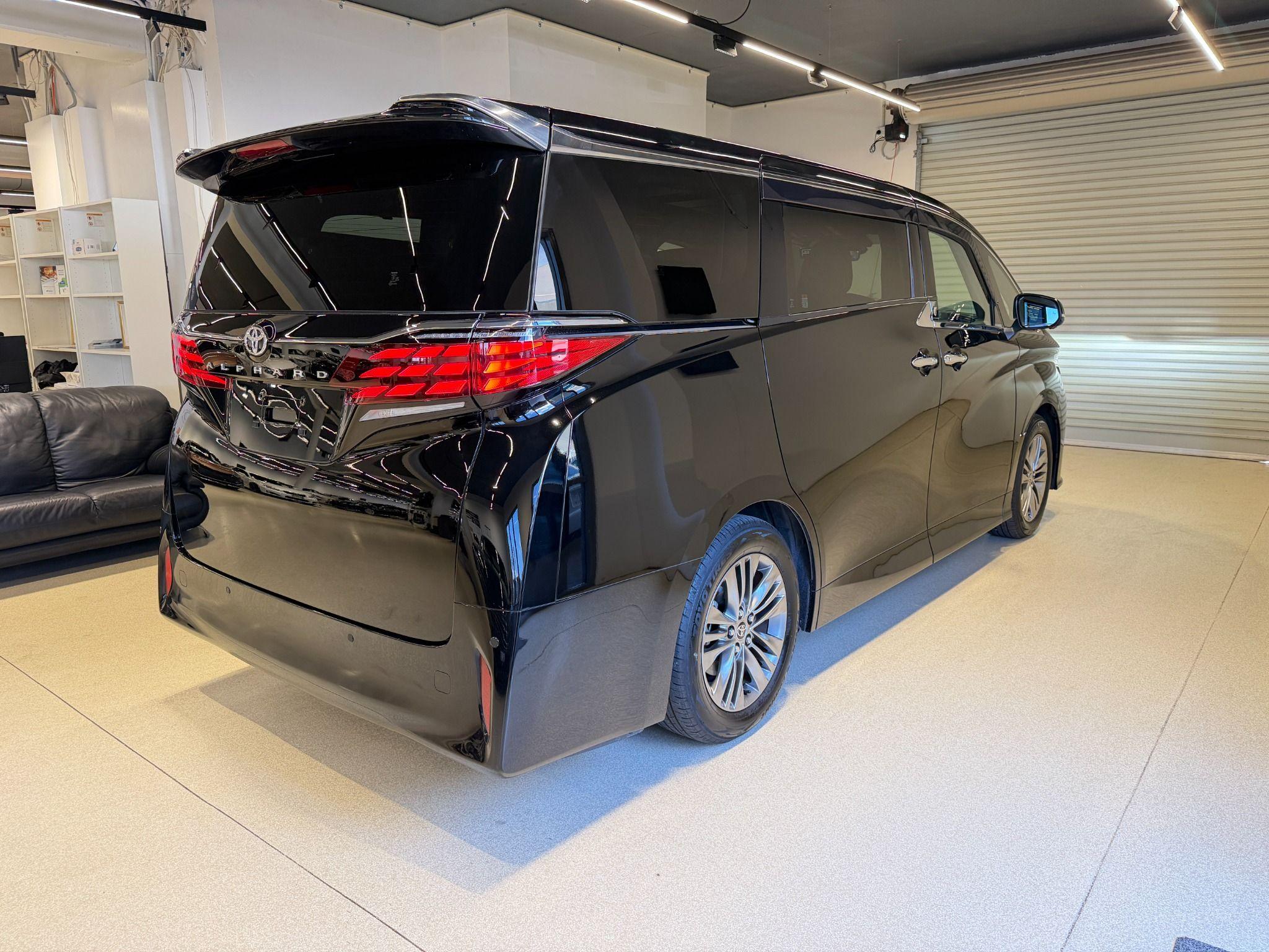 2024 TOYOTA ALPHARD Z AGH40