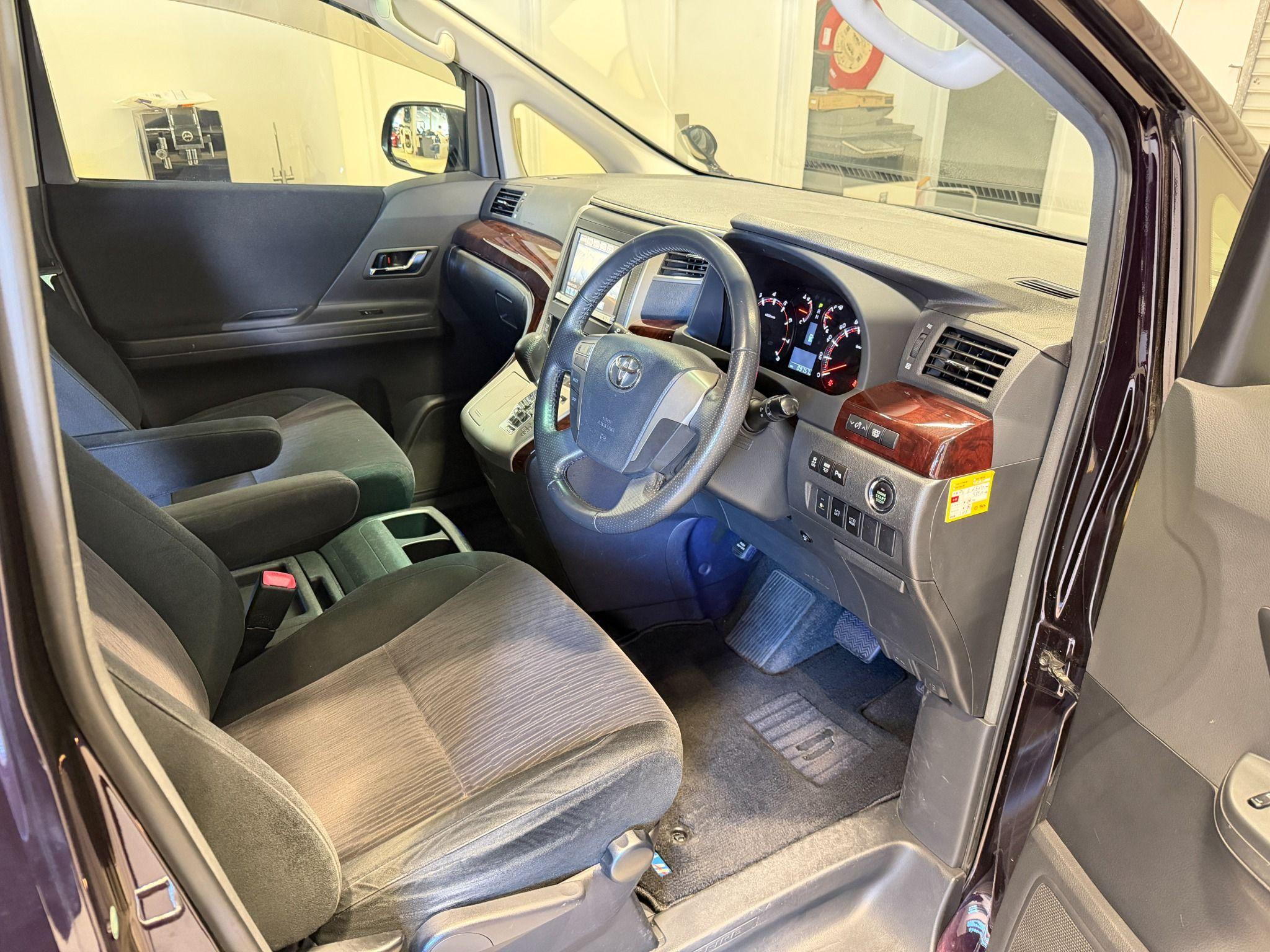 2012 TOYOTA VELLFIRE V6 GGH20