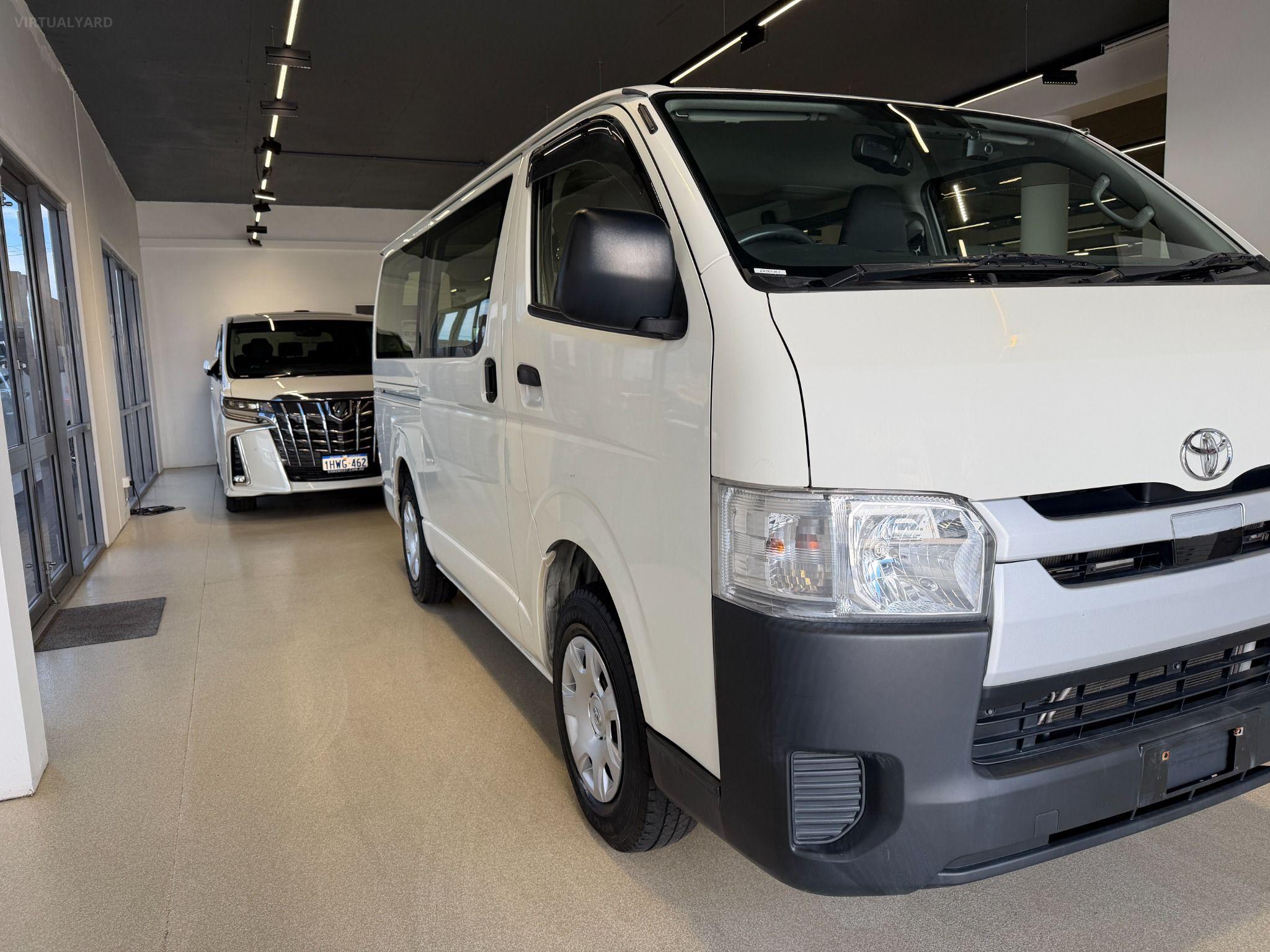 2020 TOYOTA HIACE LWB GDH206 AWD