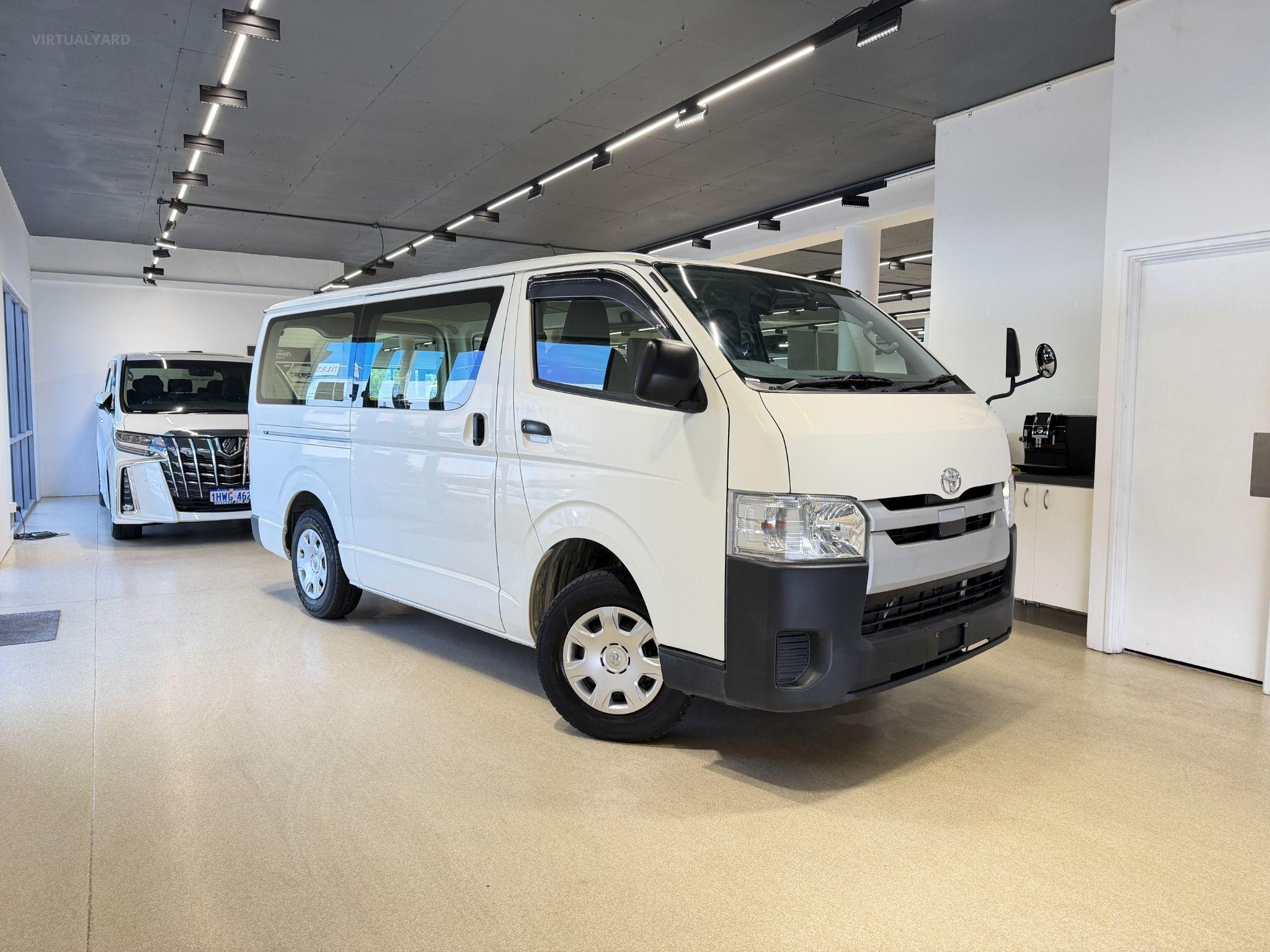 2020 TOYOTA HIACE LWB GDH206 AWD
