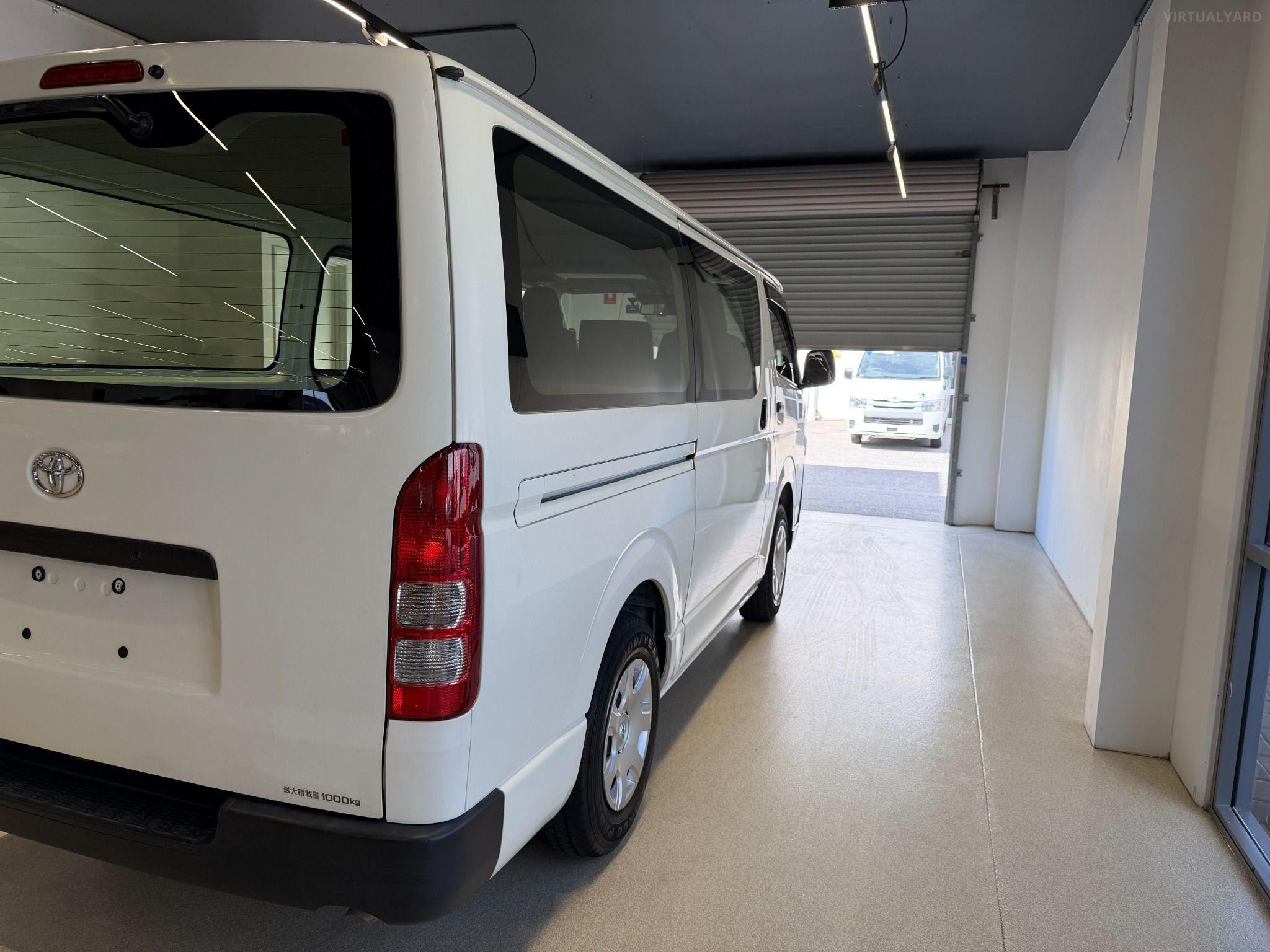 2020 TOYOTA HIACE LWB GDH206 AWD