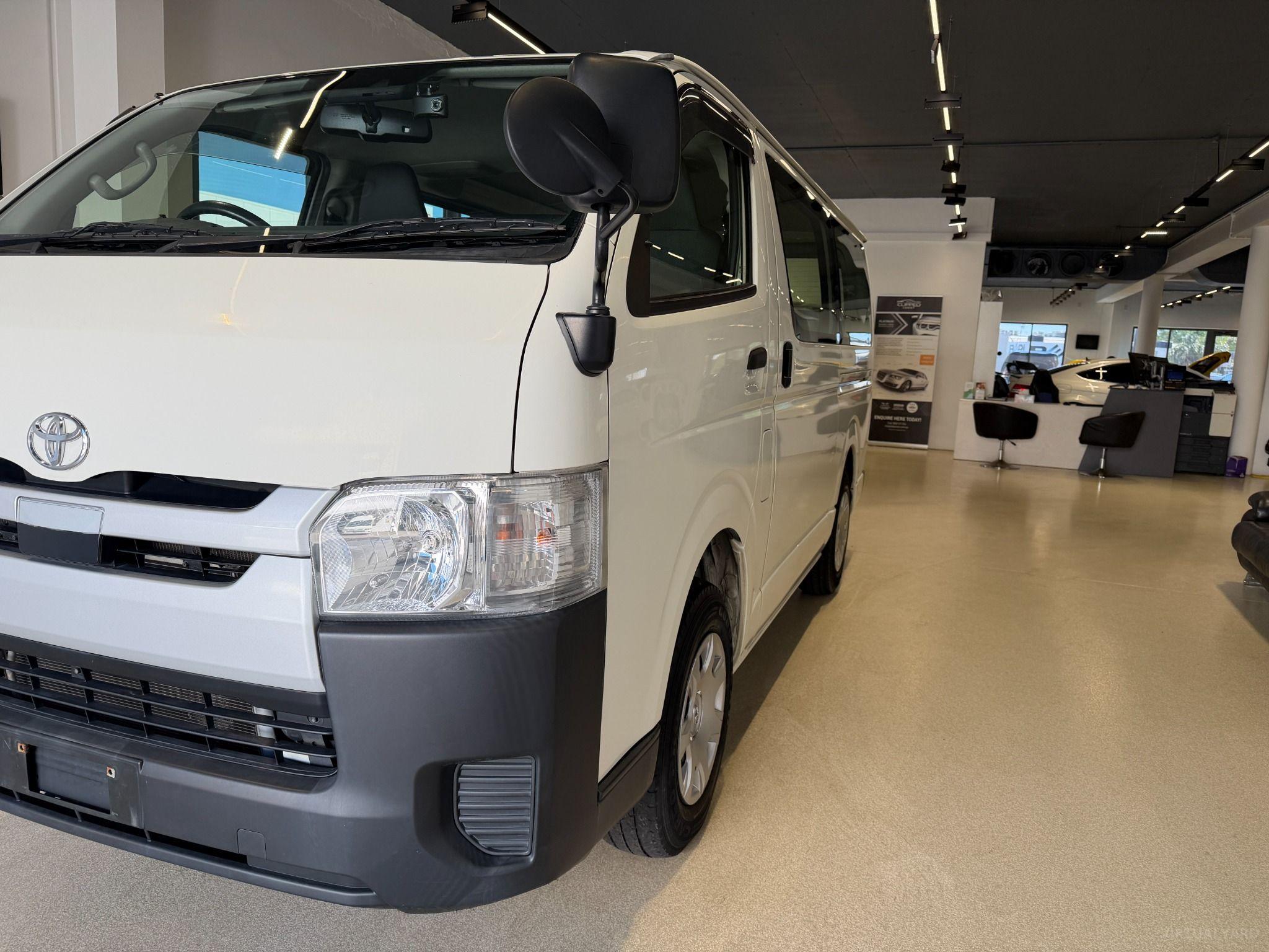 2020 TOYOTA HIACE LWB GDH206 AWD