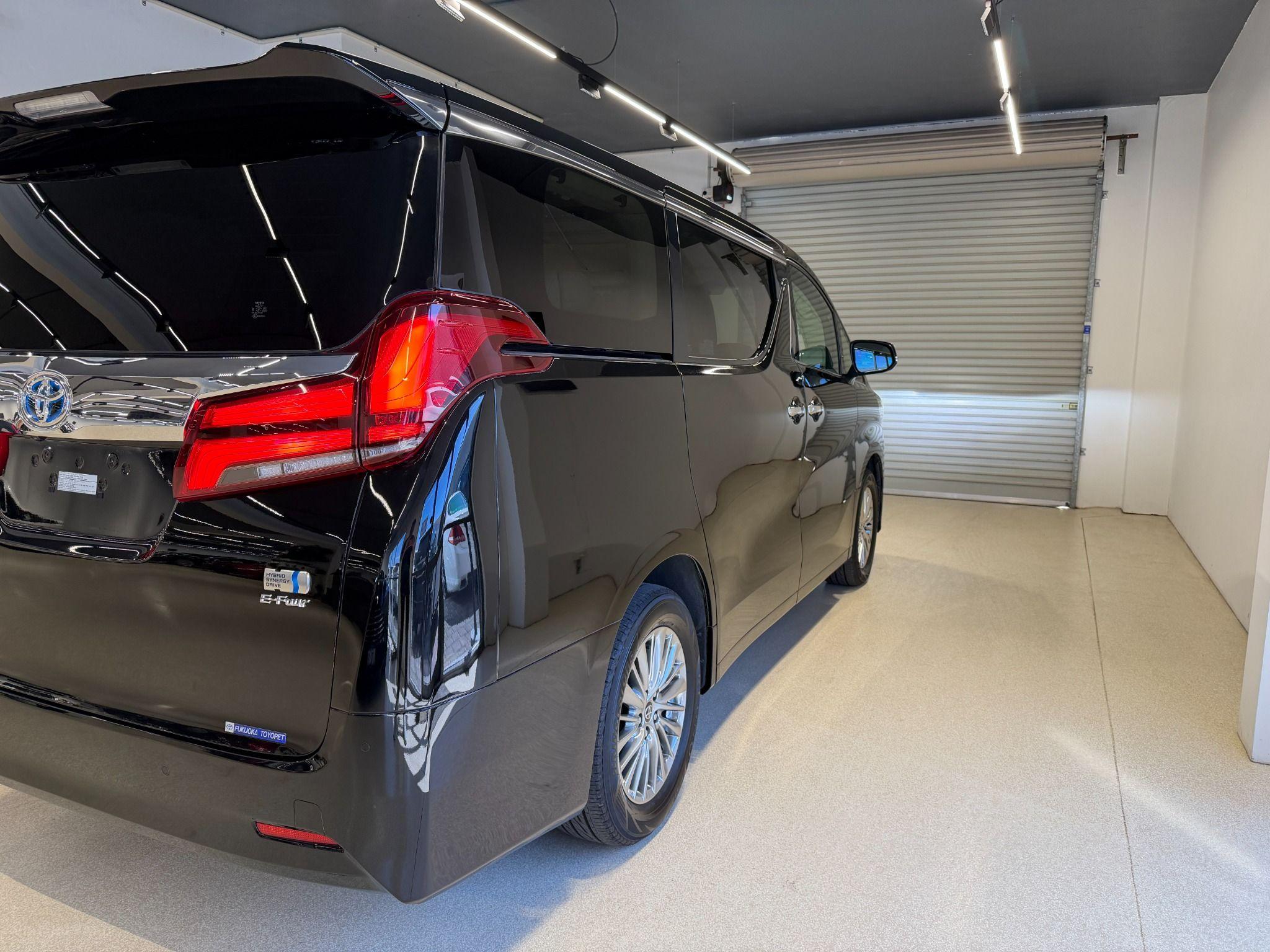 2022 TOYOTA ALPHARD HYBRID AWD AYH30