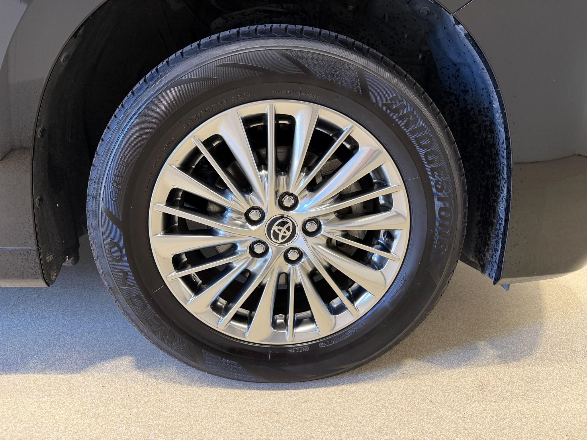 2022 TOYOTA ALPHARD HYBRID AWD AYH30