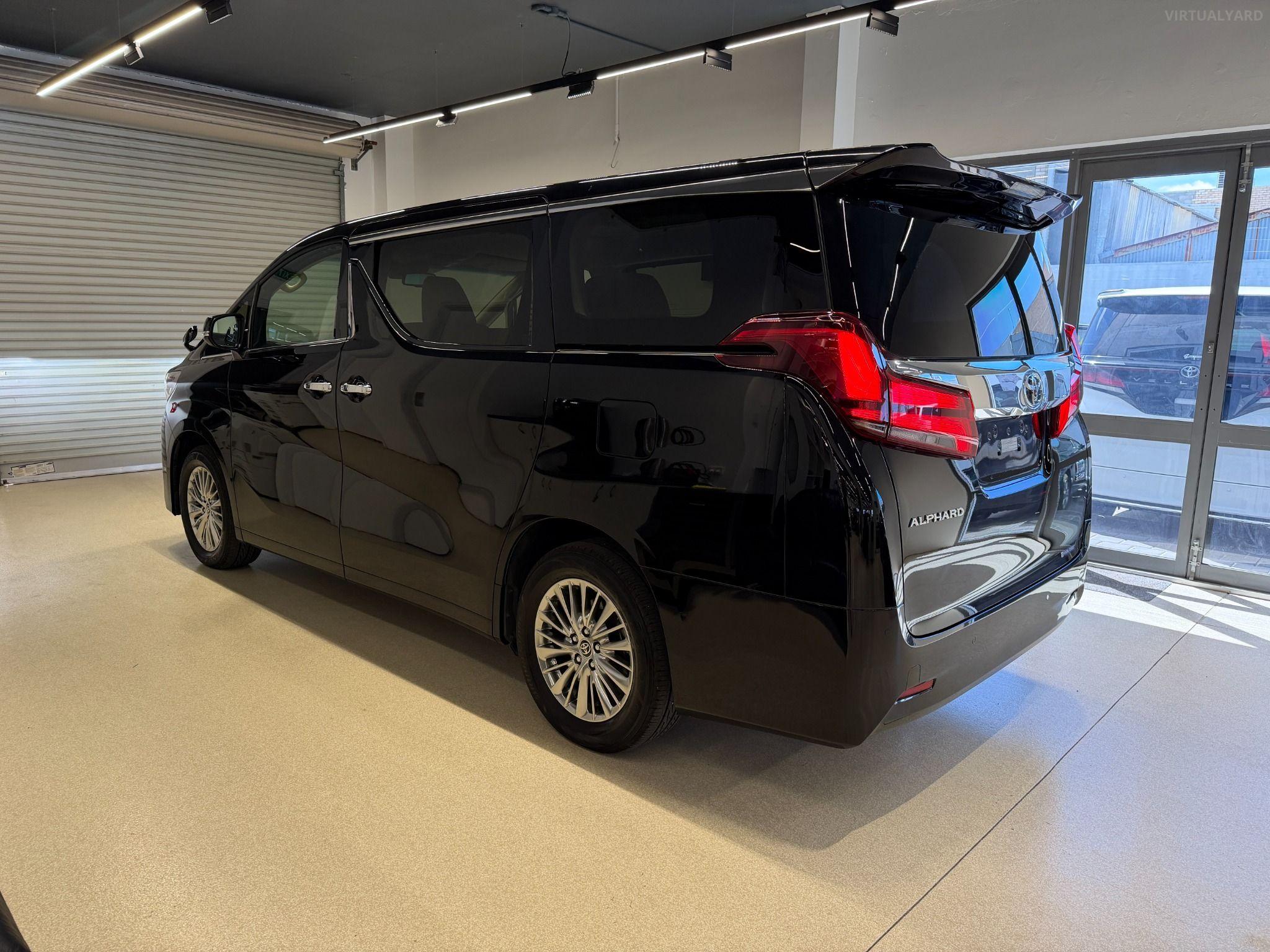 2022 TOYOTA ALPHARD HYBRID AWD AYH30