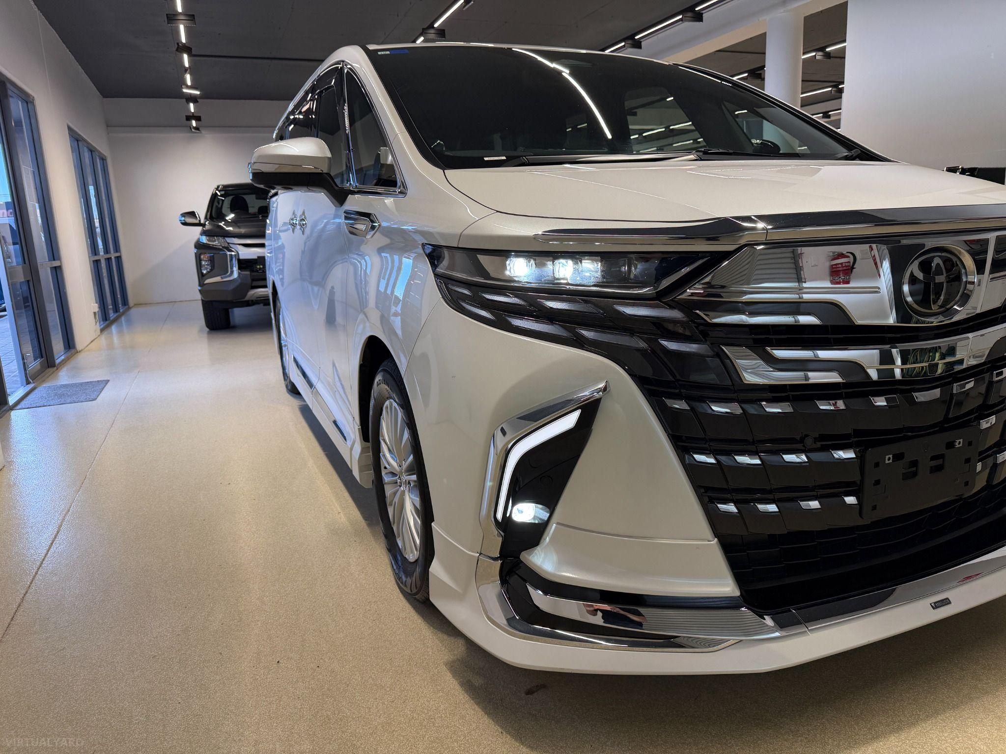 2023 TOYOTA ALPHARD HYBRID WELCAB AAHH40