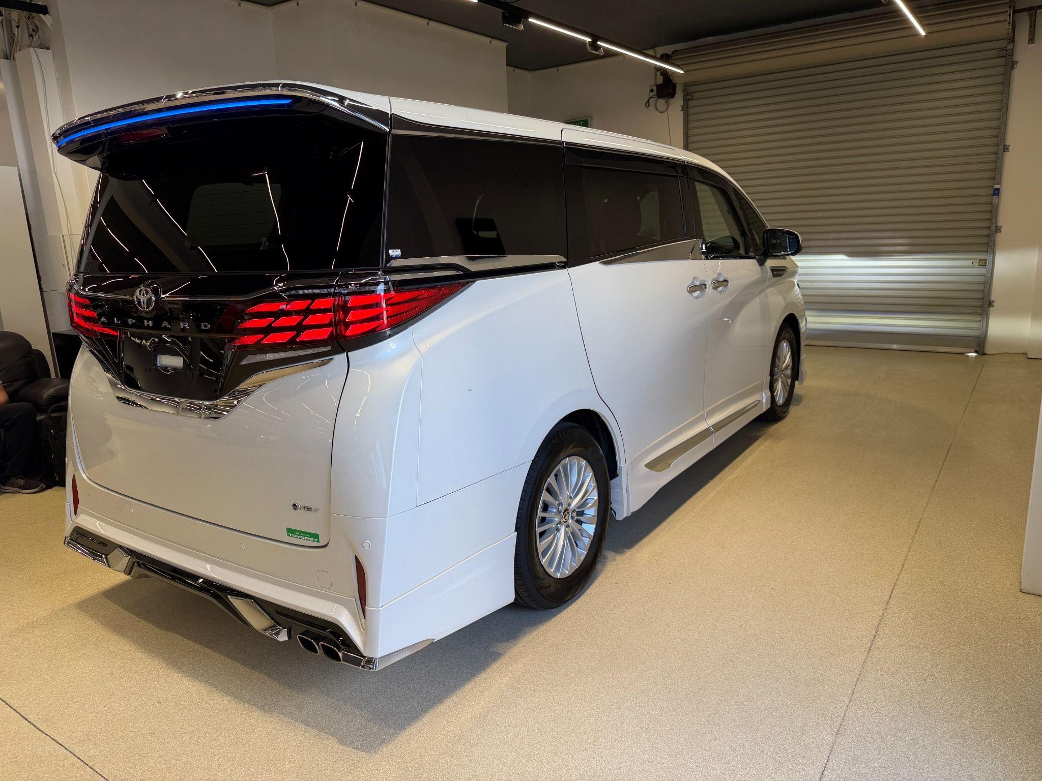 2023 TOYOTA ALPHARD HYBRID WELCAB AAHH40