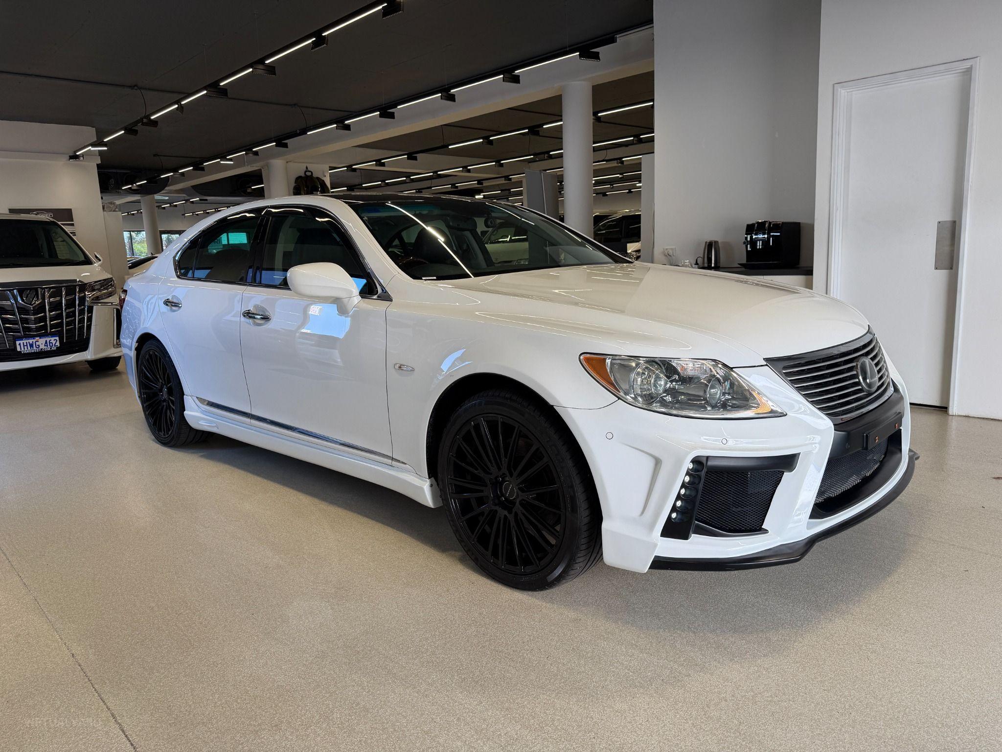 2006 LEXUS LS460 RWD USF40