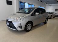 2019 TOYOTA VITZ HYBRID F 2WD NHP130