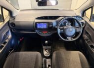 2019 TOYOTA VITZ HYBRID F 2WD NHP130