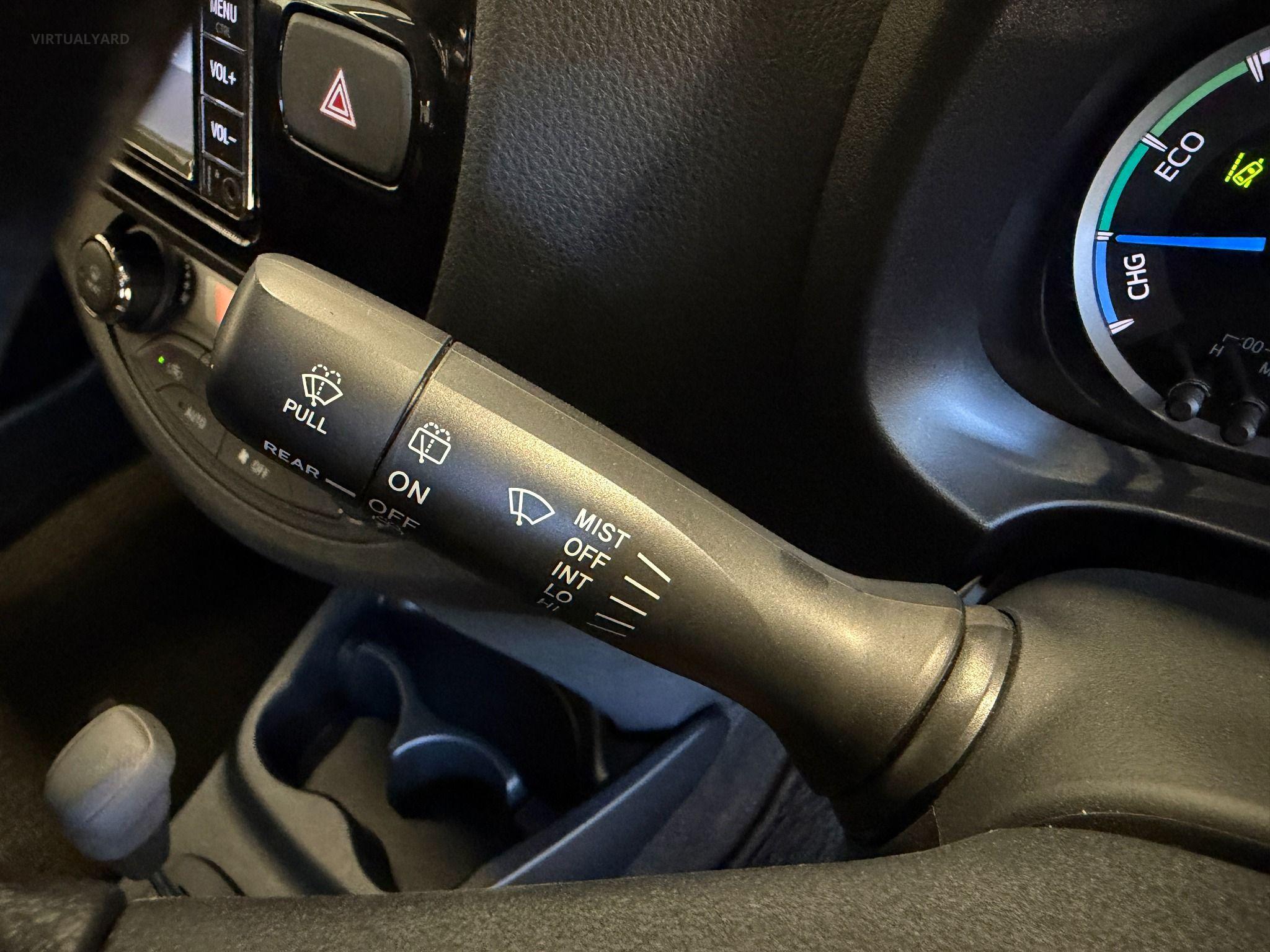 2019 TOYOTA VITZ HYBRID F 2WD NHP130