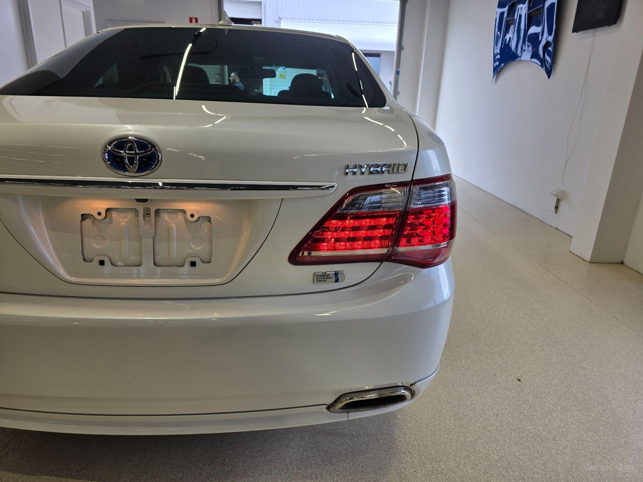 2012 Toyota Crown HYBRID G-PKG GWS204