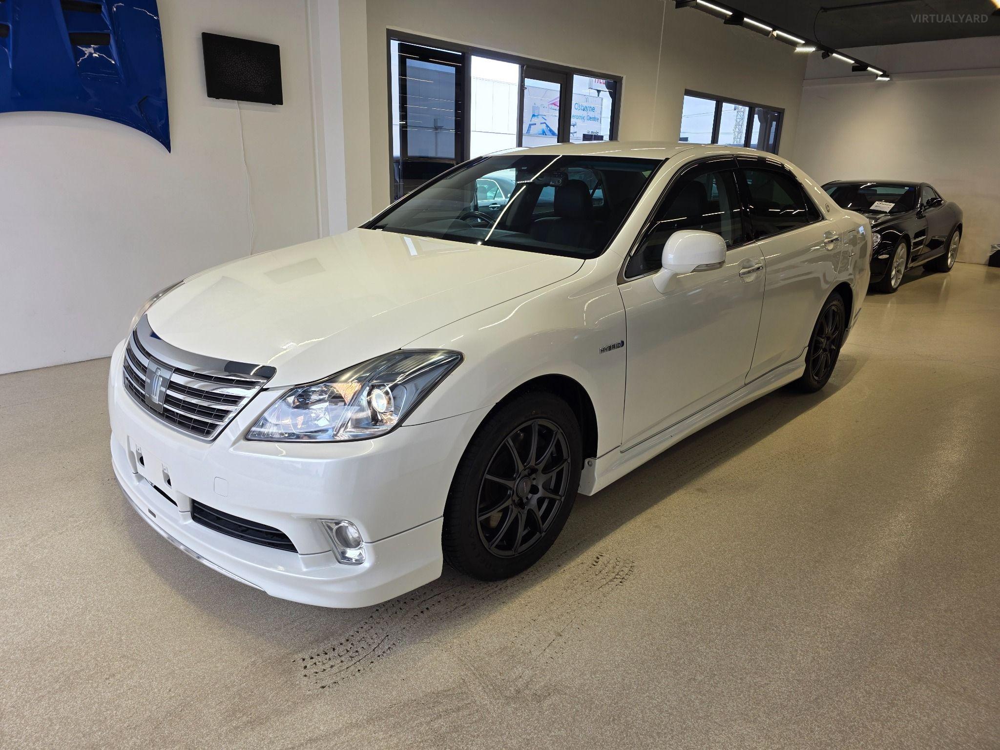 2012 Toyota Crown HYBRID G-PKG GWS204