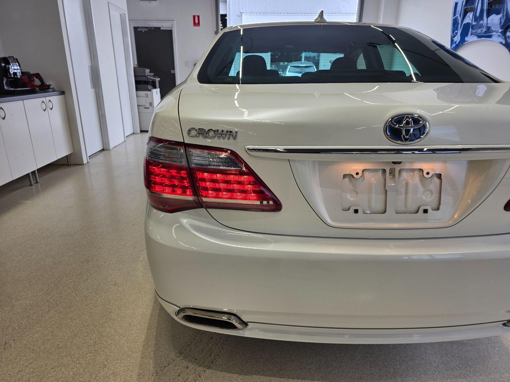 2012 Toyota Crown HYBRID G-PKG GWS204