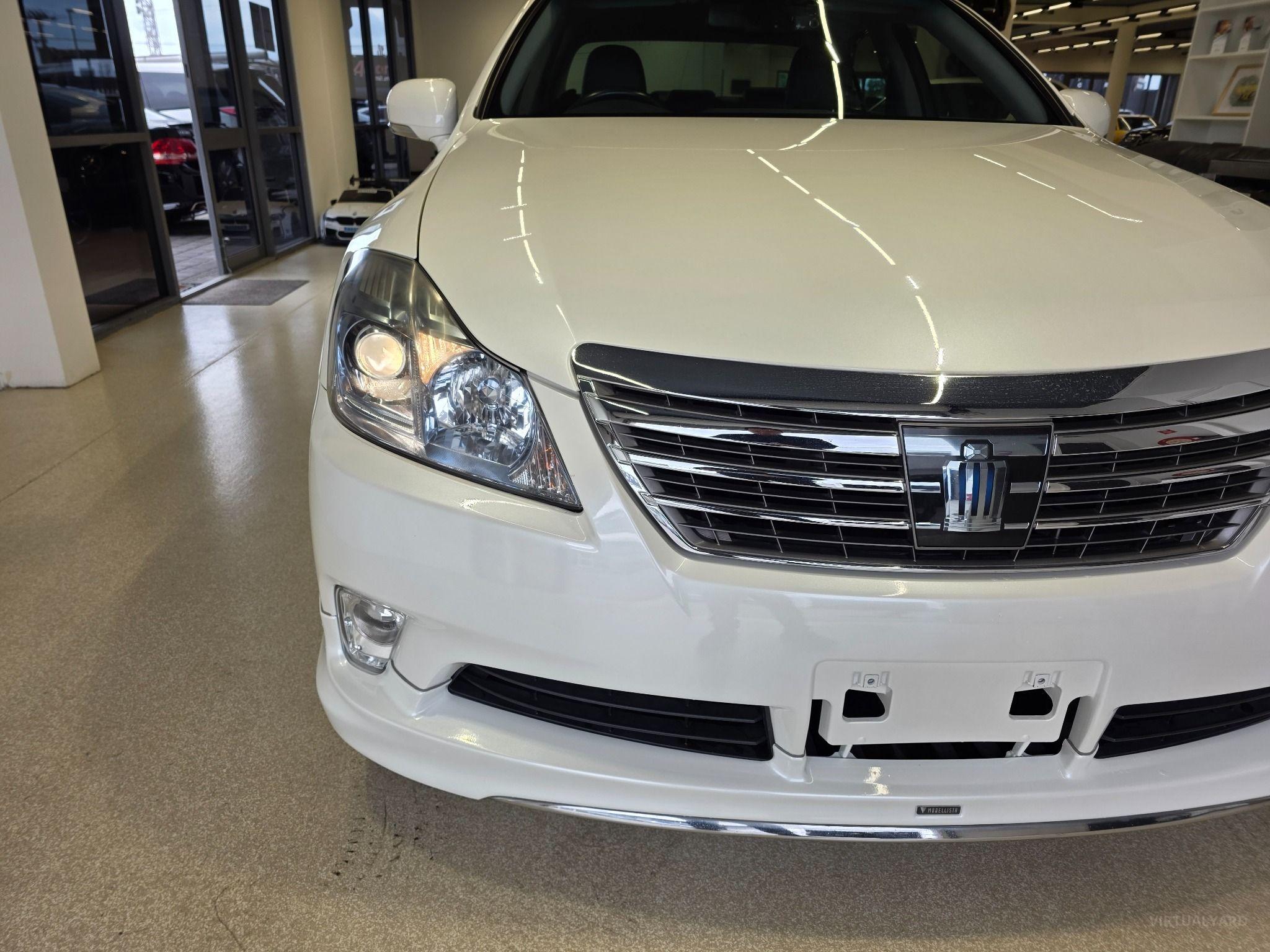 2012 Toyota Crown HYBRID G-PKG GWS204