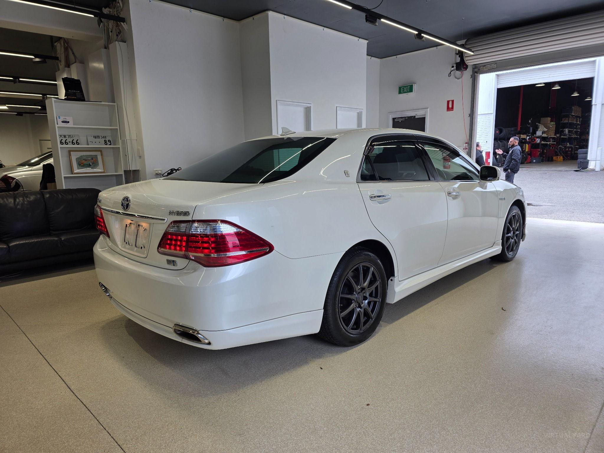 2012 Toyota Crown HYBRID G-PKG GWS204