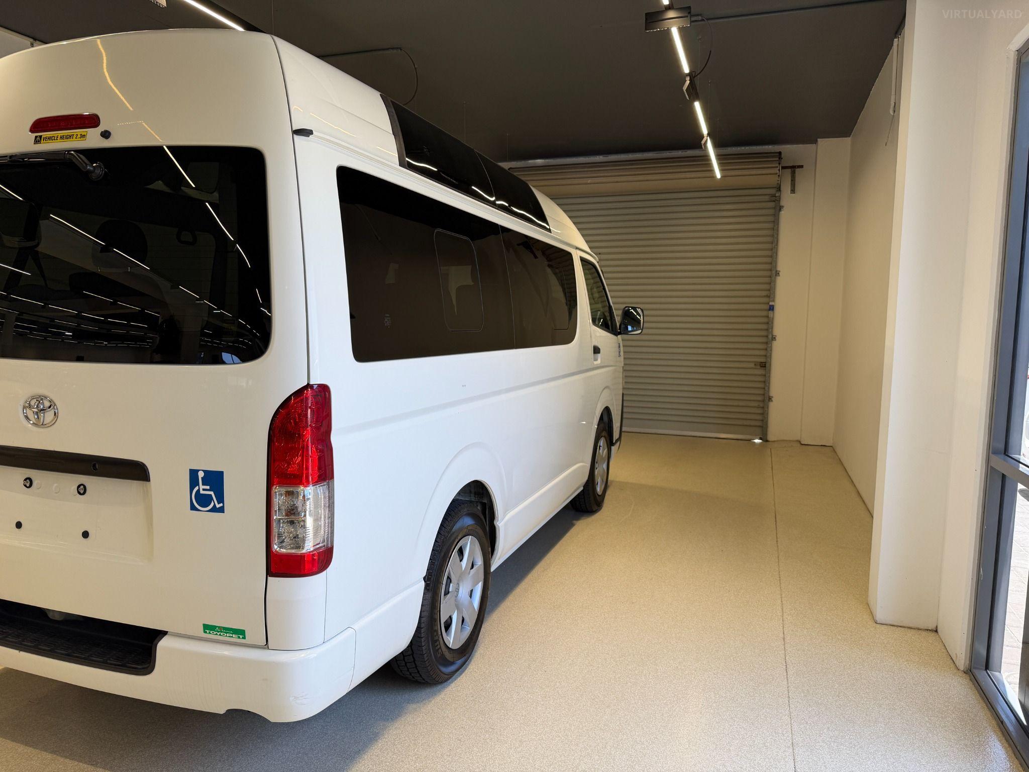 2017 TOYOTA HIACE Welcab TRH200