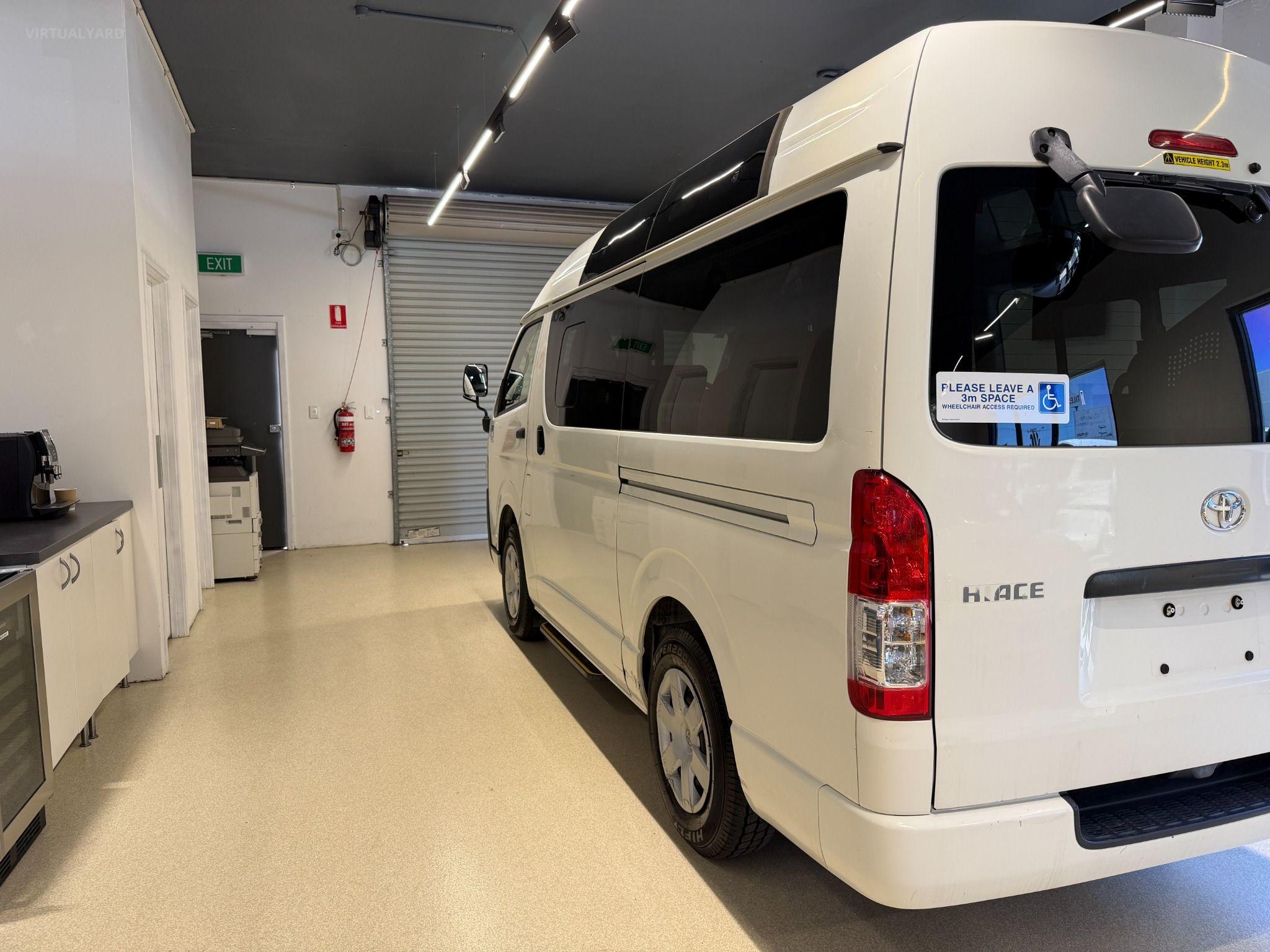2017 TOYOTA HIACE Welcab TRH200