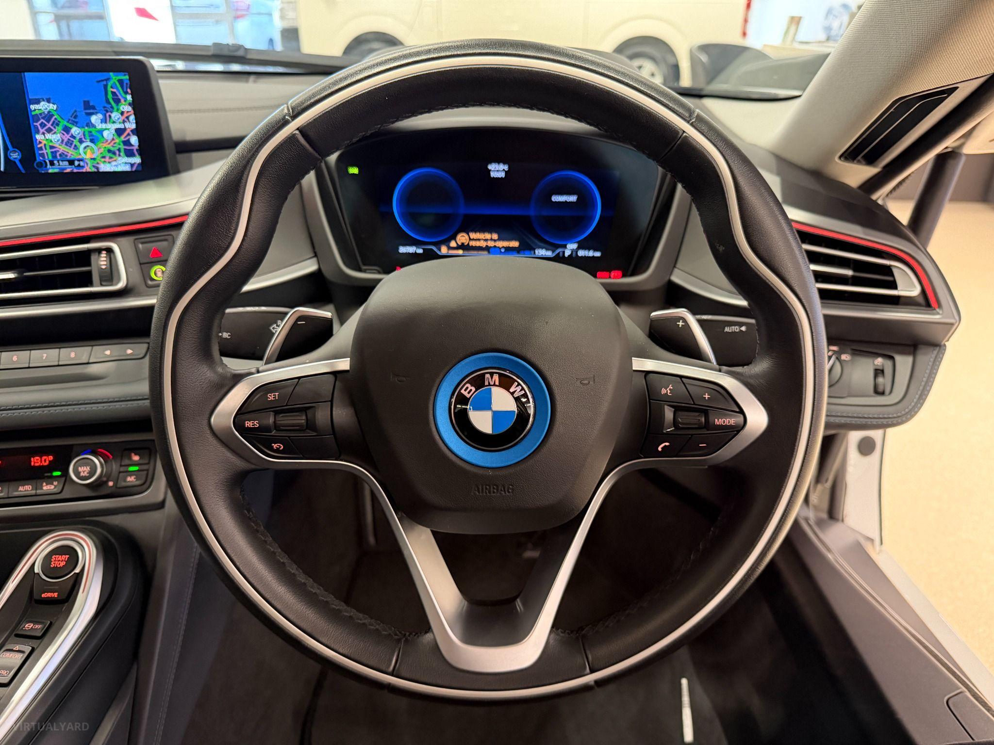 2015 BMW i8 TURBO PLUG IN HYBRID AWD