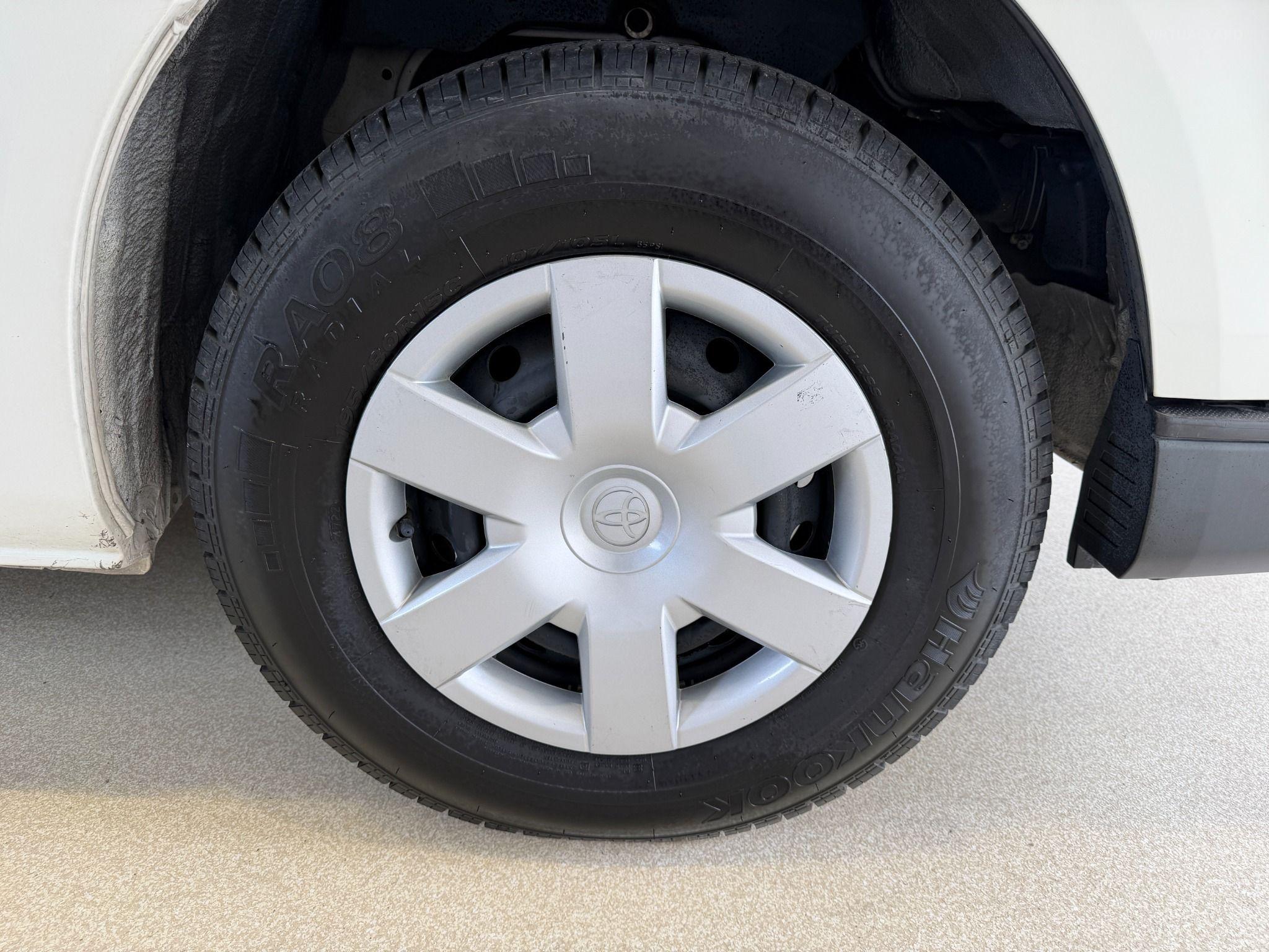 2017 TOYOTA HIACE DX LWB TRH200