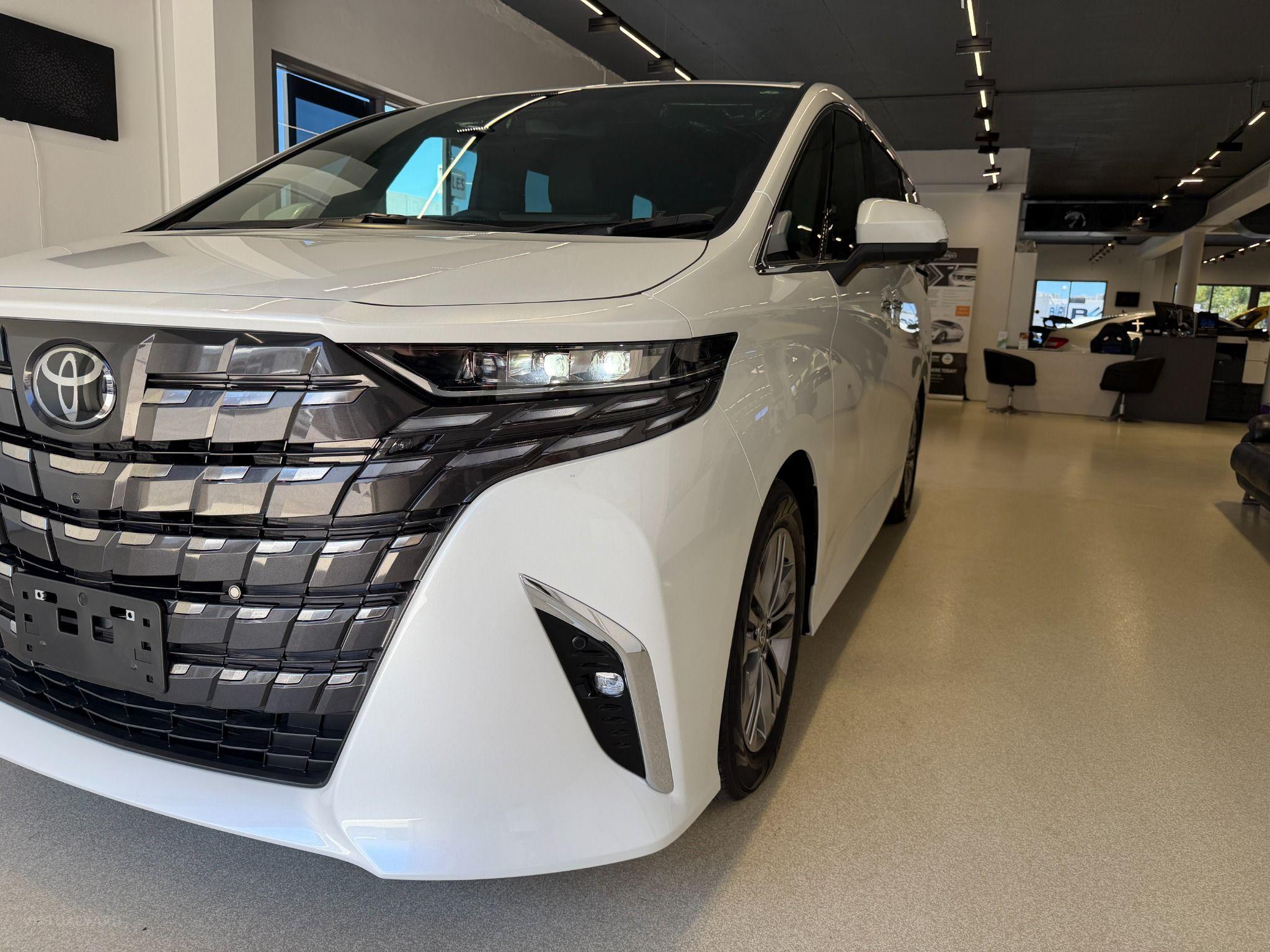 2024 TOYOTA ALPHARD Z AGH40