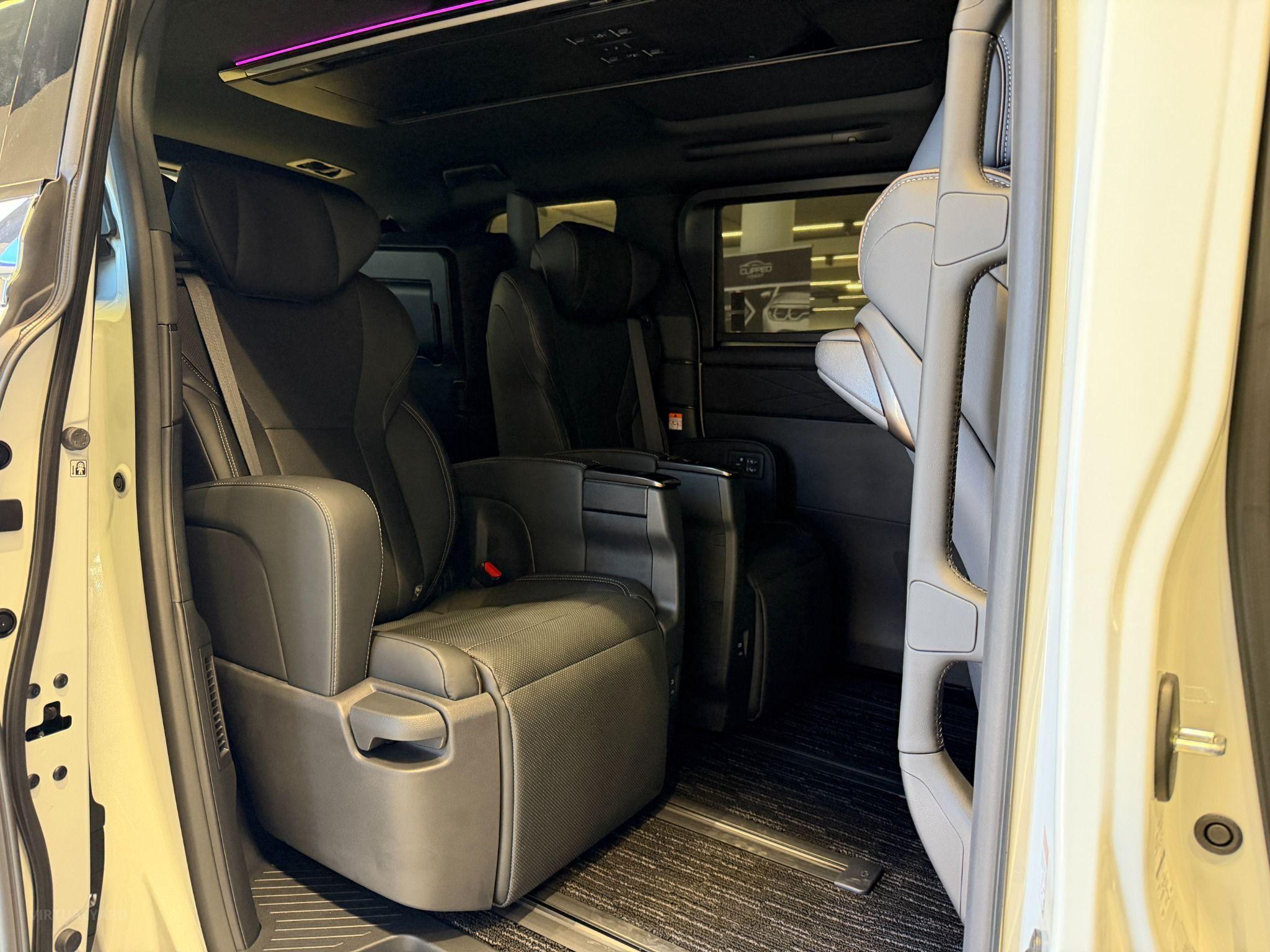 2024 TOYOTA ALPHARD Z AGH40