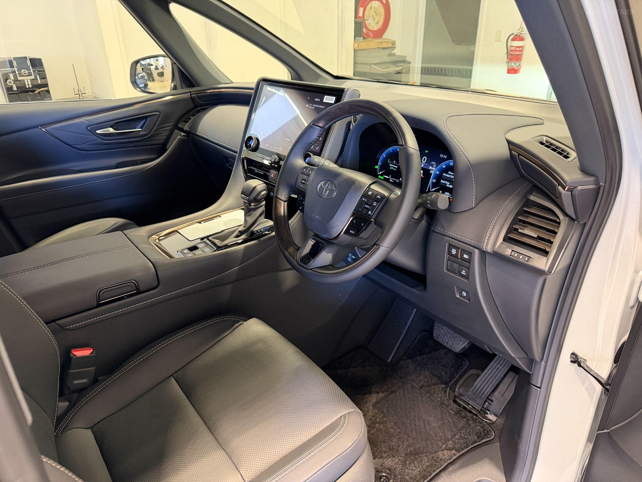 2024 TOYOTA ALPHARD Z HYBRID AAHH40