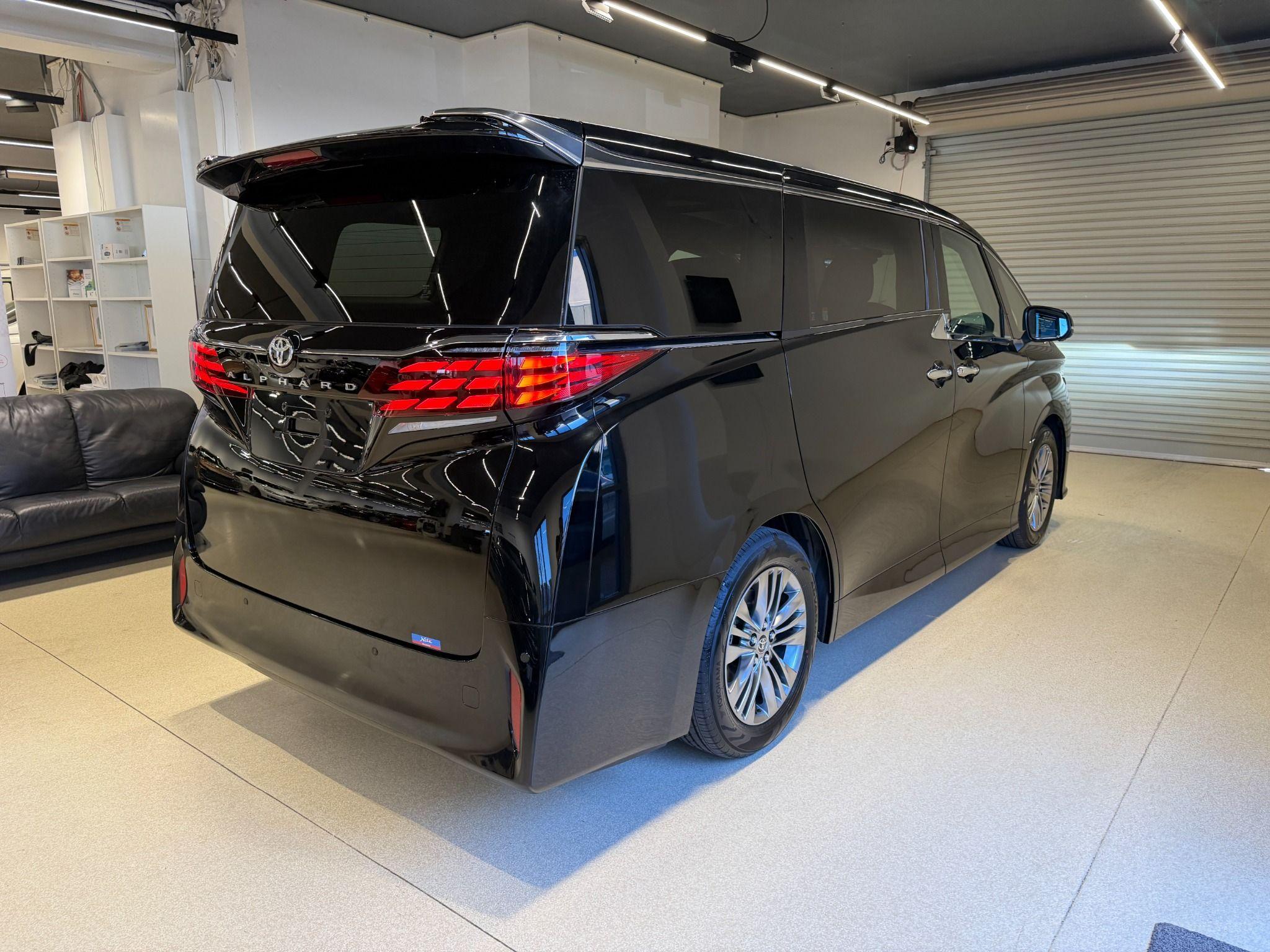 2024 TOYOTA ALPHARD Z AGH40
